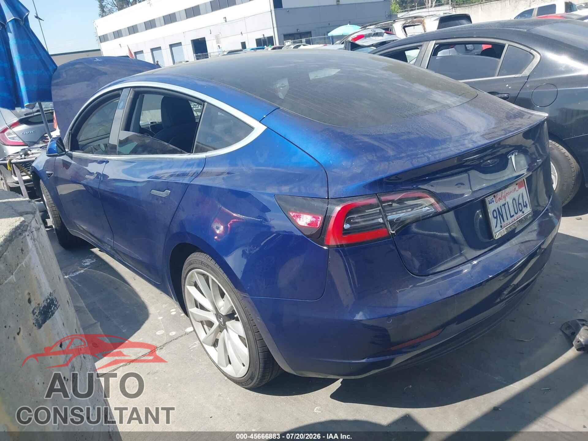 TESLA MODEL 3 2018 - 5YJ3E1EAXJF076351
