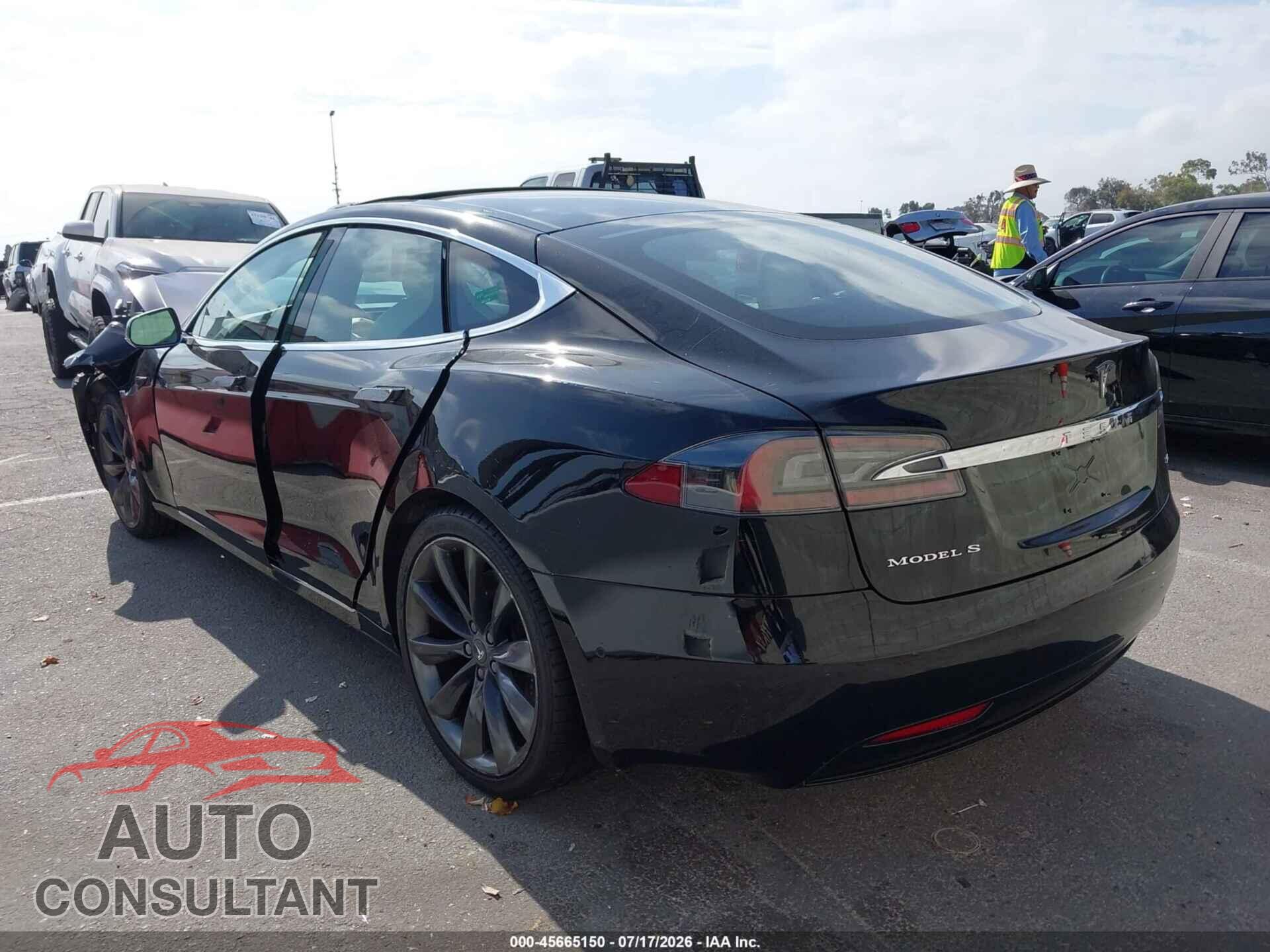 TESLA MODEL S 2017 - 5YJSA1E10HF232771