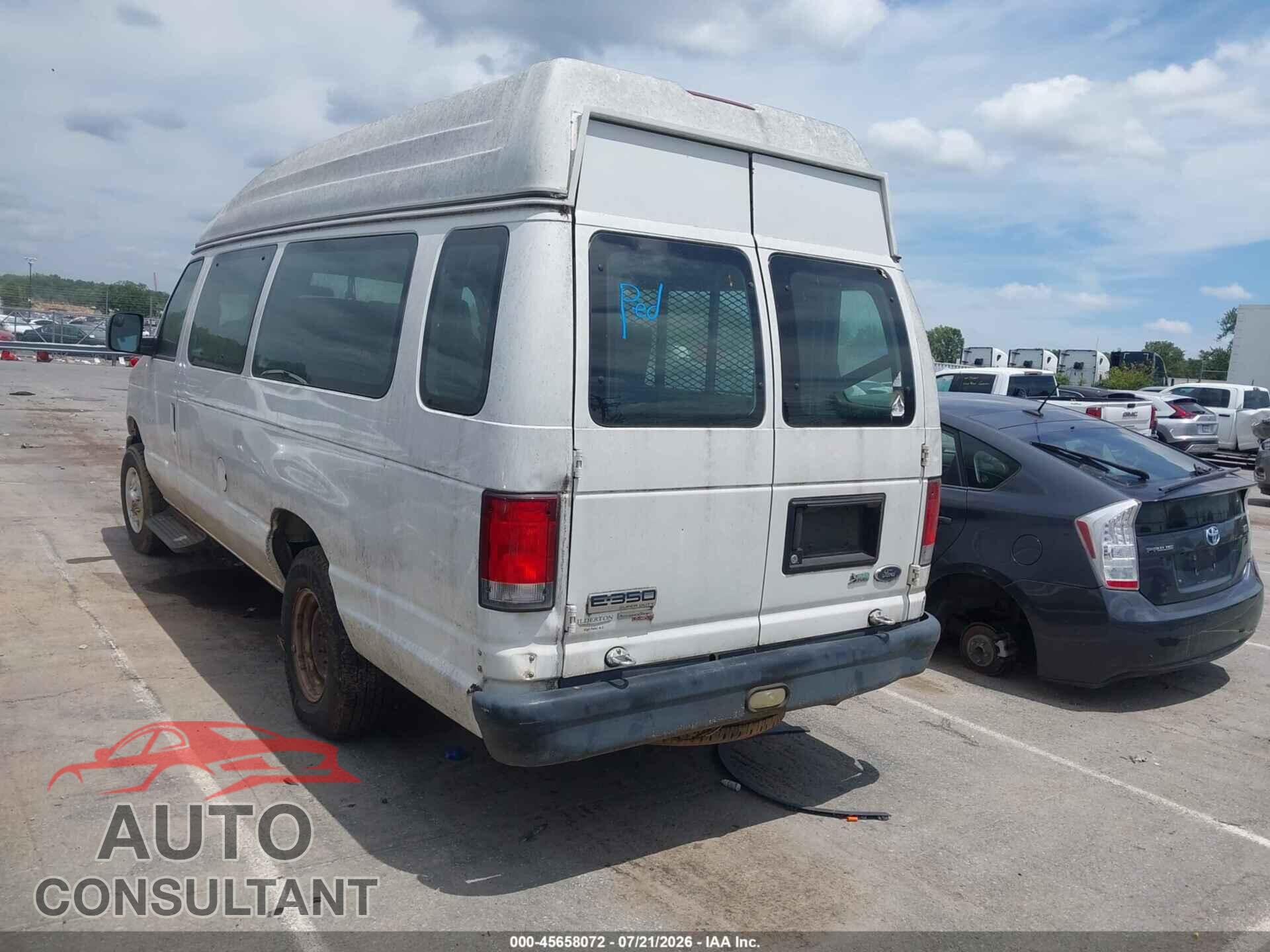 FORD E-350 SUPER DUTY 2011 - 1FTSS3EL1BDB01776
