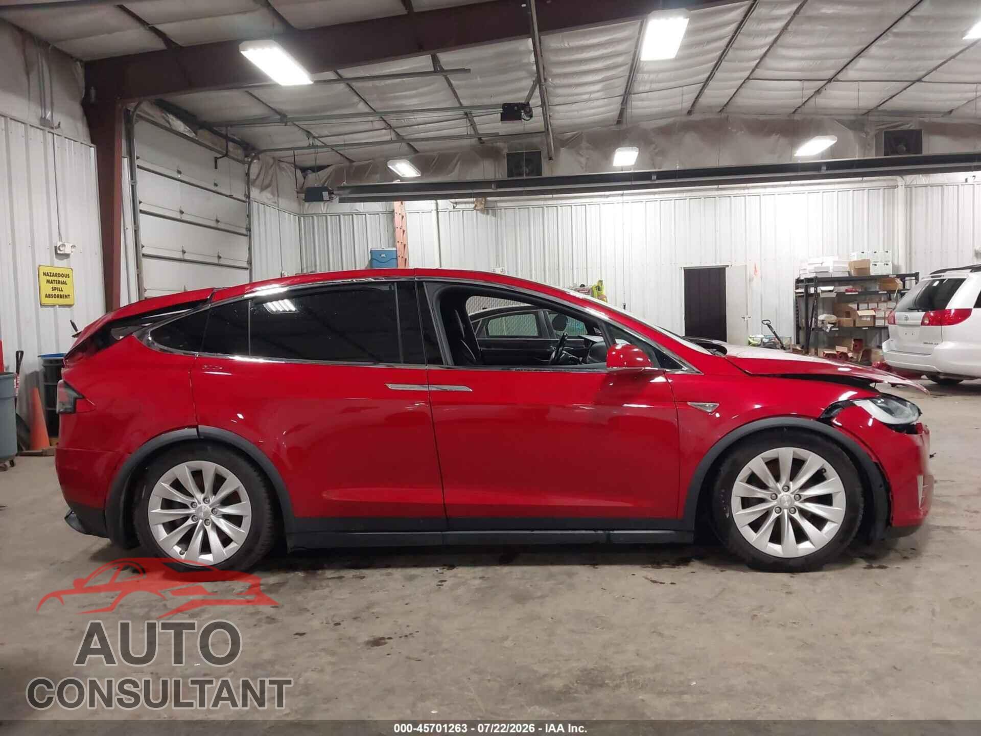 TESLA MODEL X 2016 - 5YJXCBE27GF010841