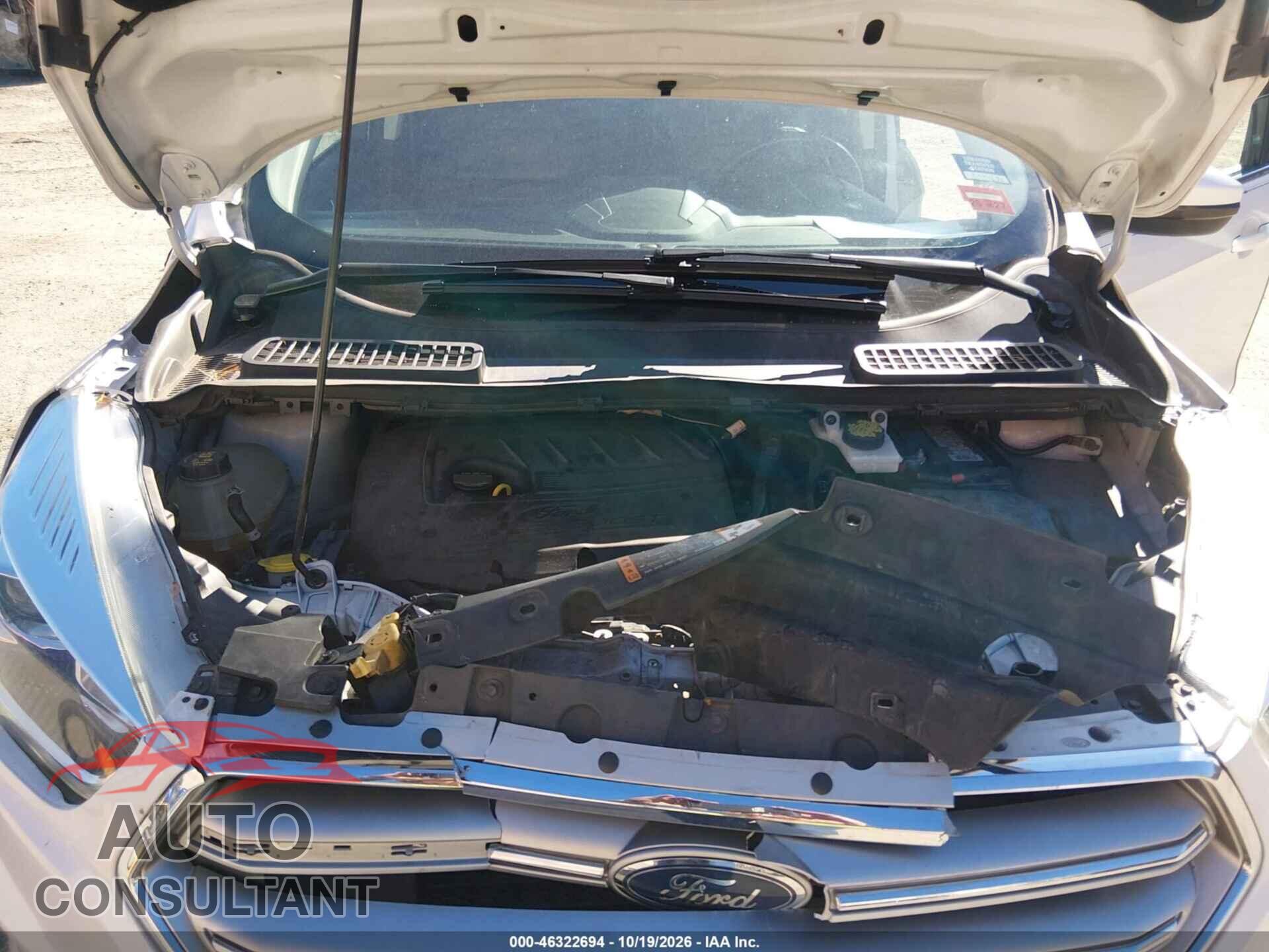 FORD ESCAPE 2017 - 1FMCU9JD0HUC40818