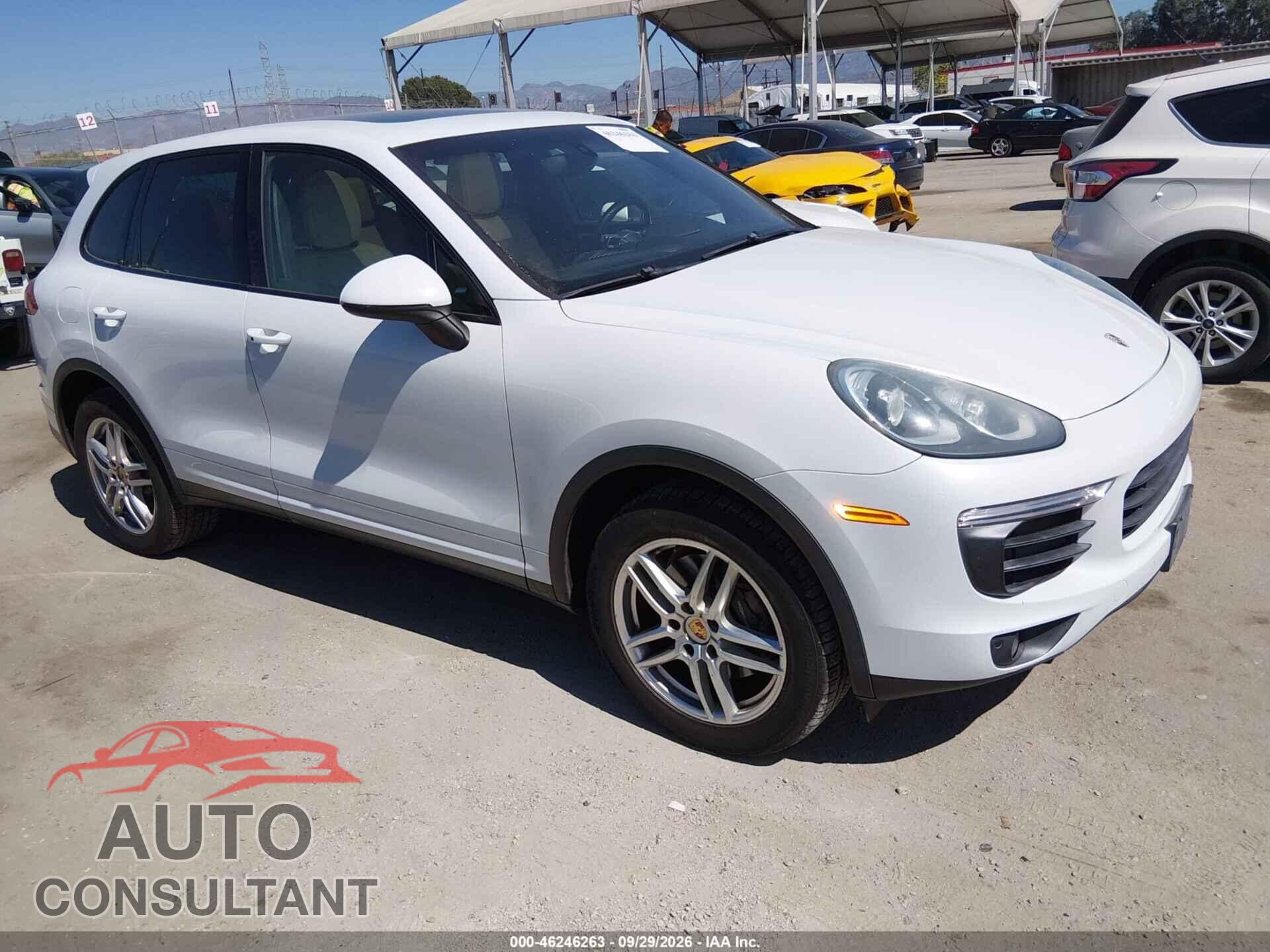 PORSCHE CAYENNE 2016 - WP1AA2A23GKA10483