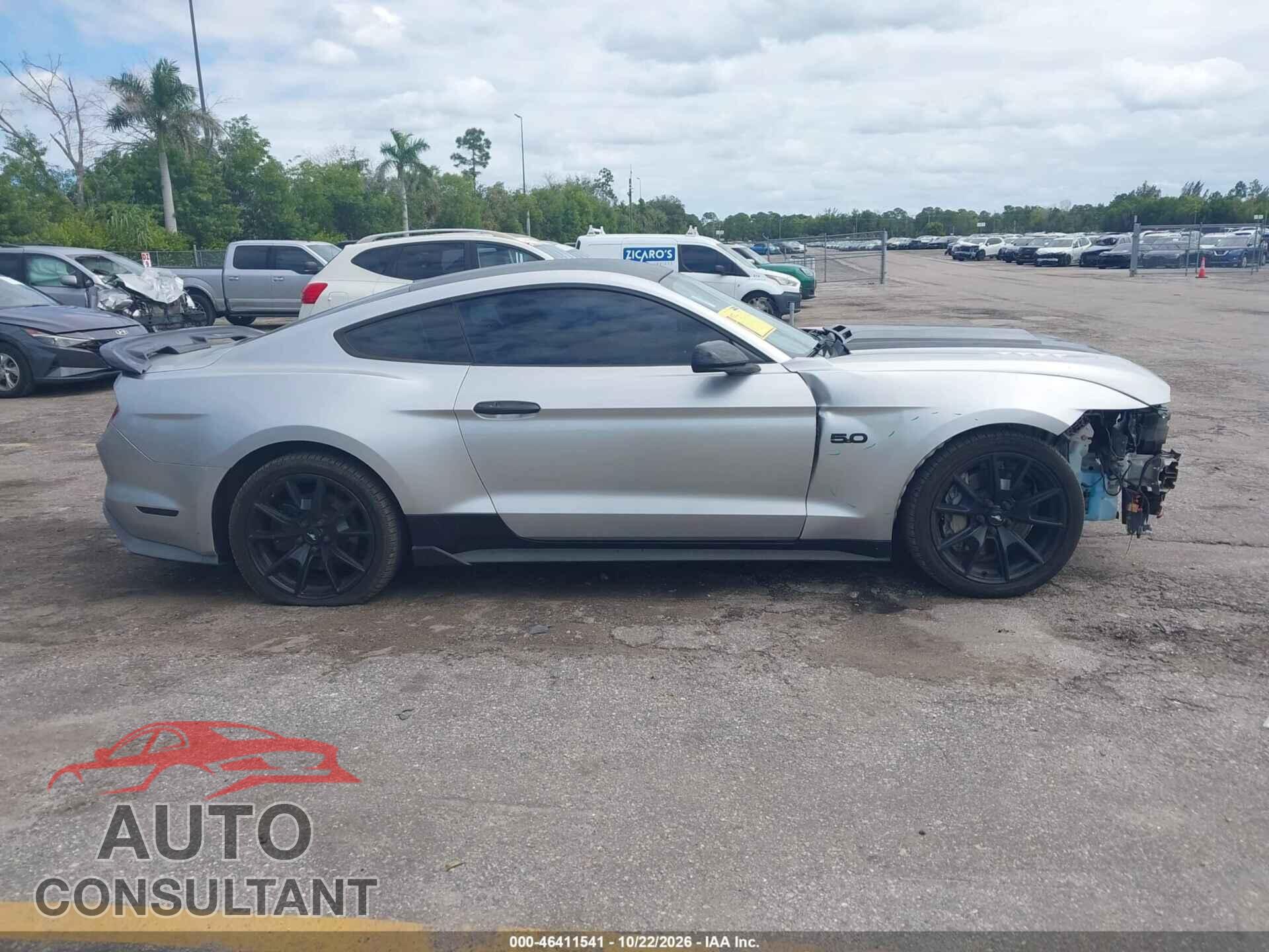 FORD MUSTANG 2017 - 1FA6P8CF8H5264138