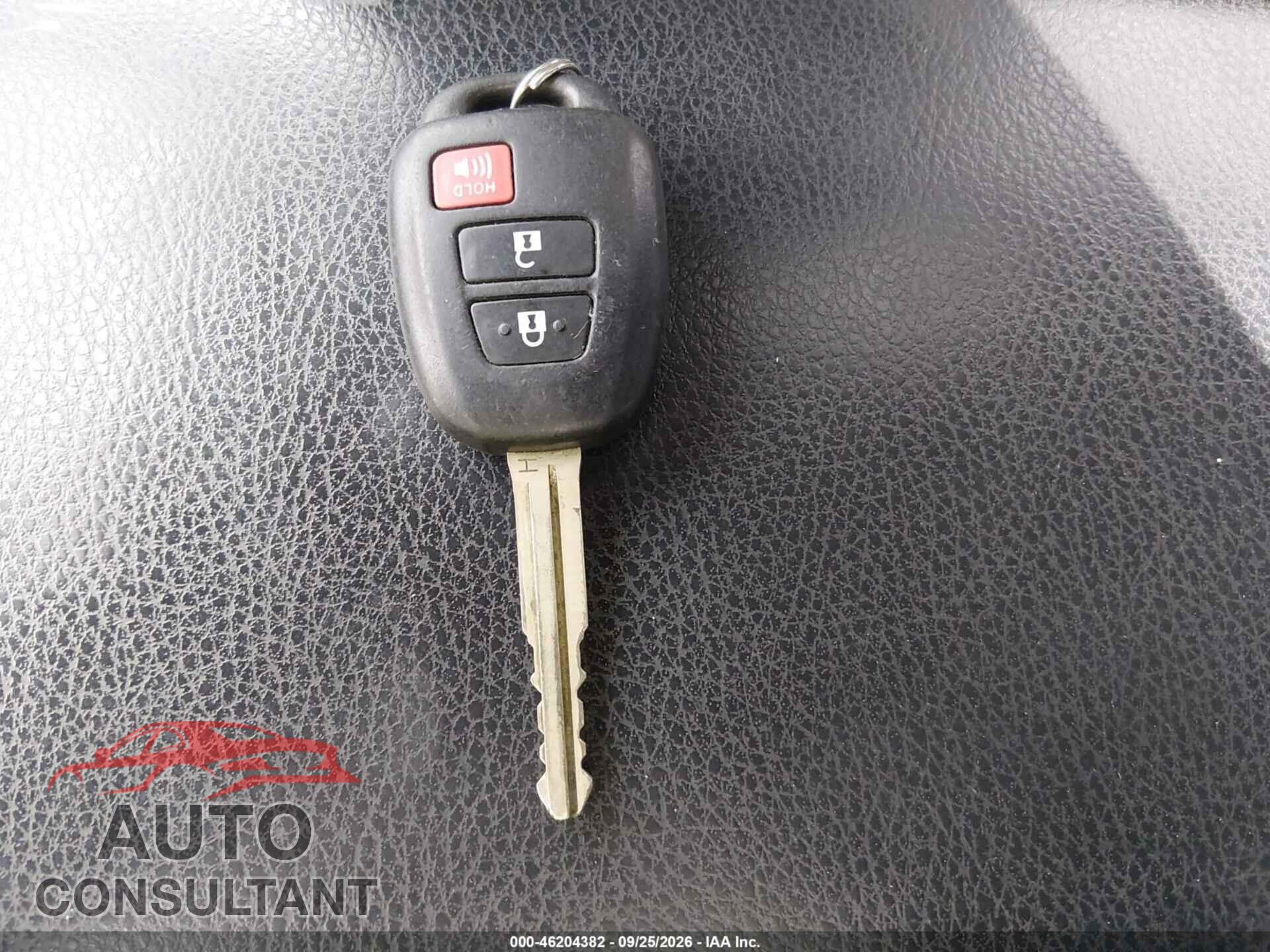 TOYOTA RAV4 2014 - JTMBFREV8EJ005318