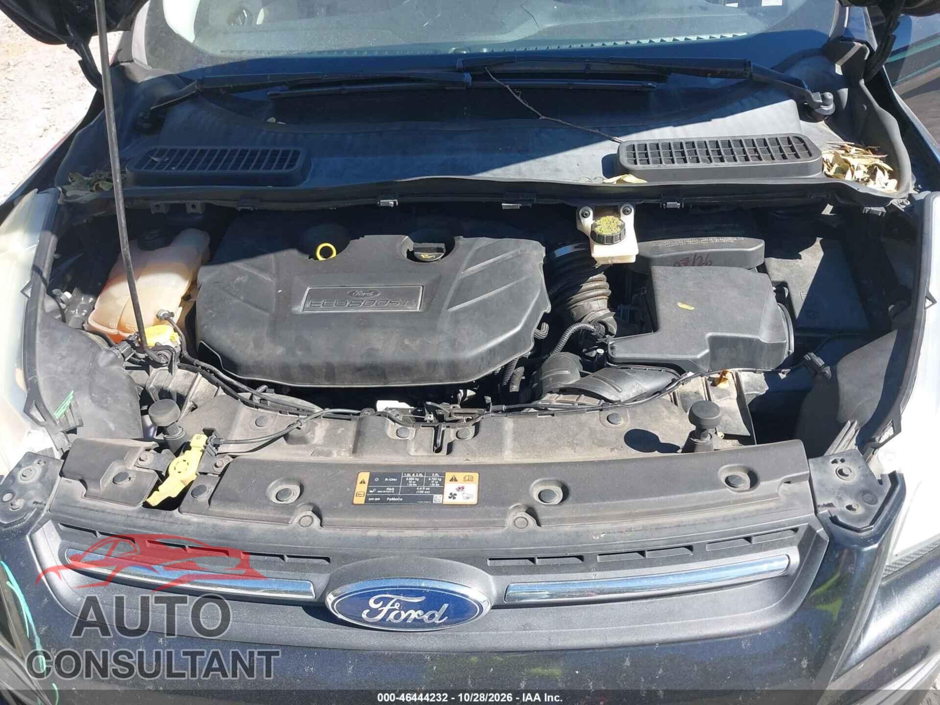 FORD ESCAPE 2015 - 1FMCU0G99FUB64530