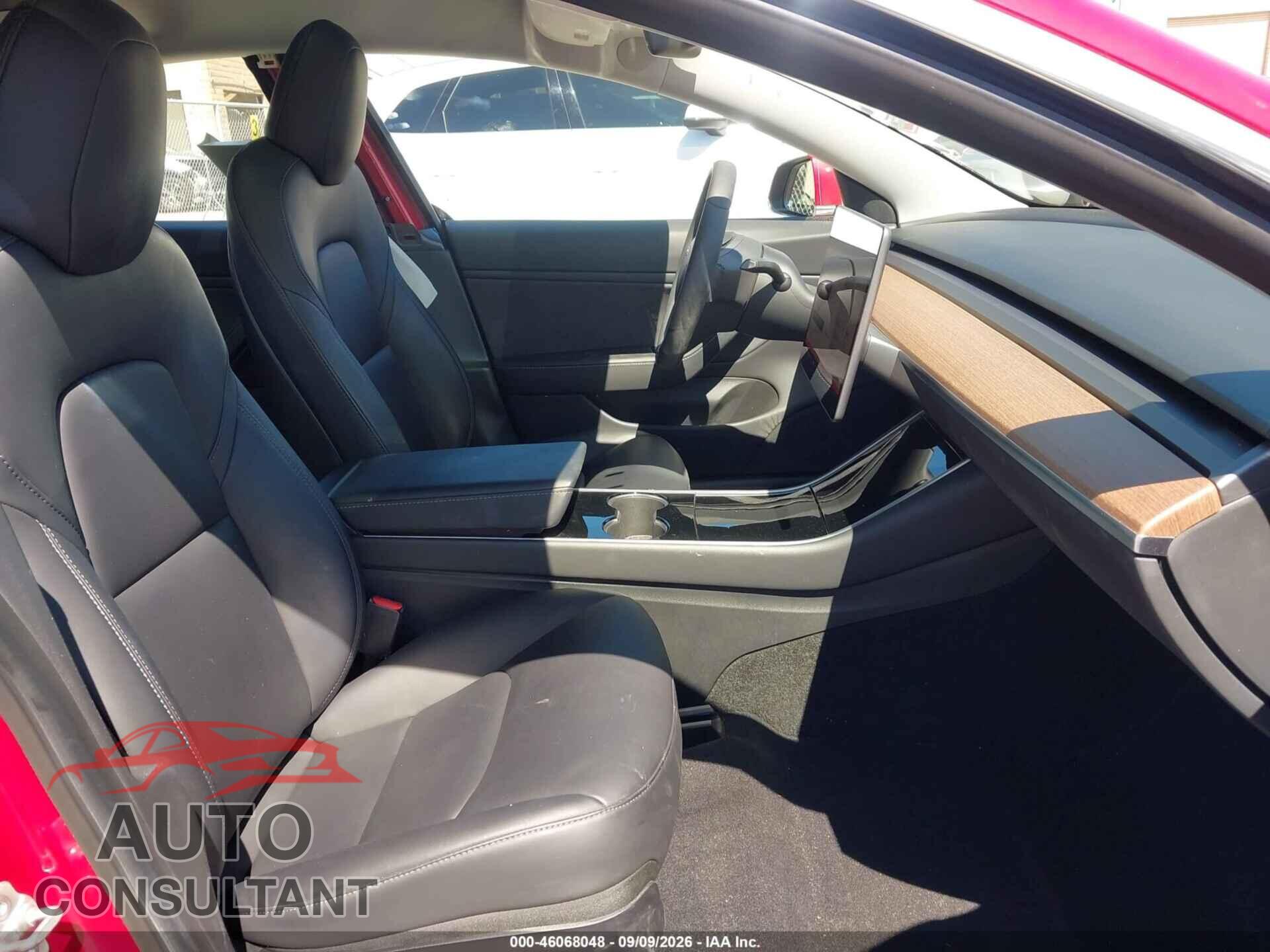 TESLA MODEL 3 2020 - 5YJ3E1EB2LF635886