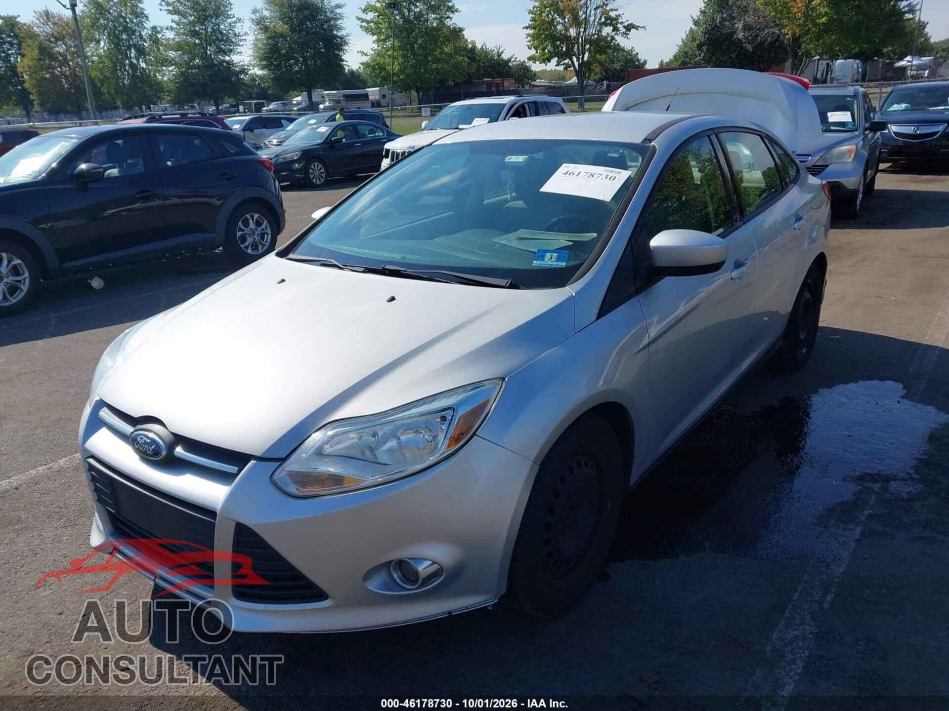 FORD FOCUS 2012 - 1FAHP3F28CL431543