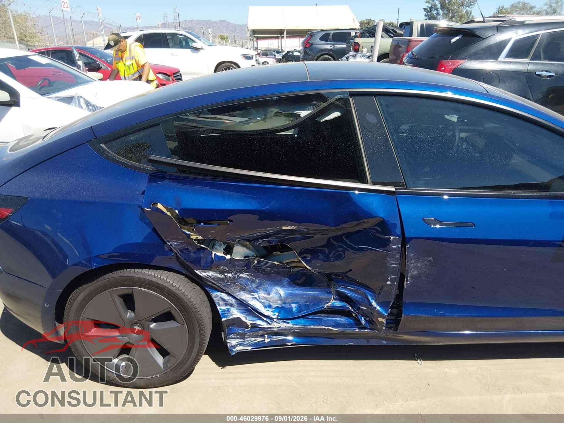 TESLA MODEL 3 2021 - 5YJ3E1EB5MF079459