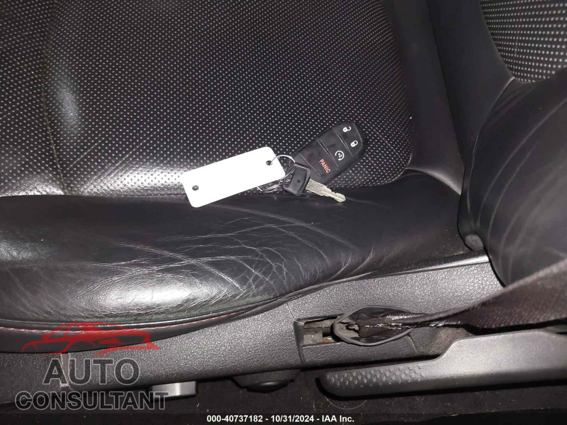DODGE JOURNEY 2015 - 3C4PDDEG2FT717690