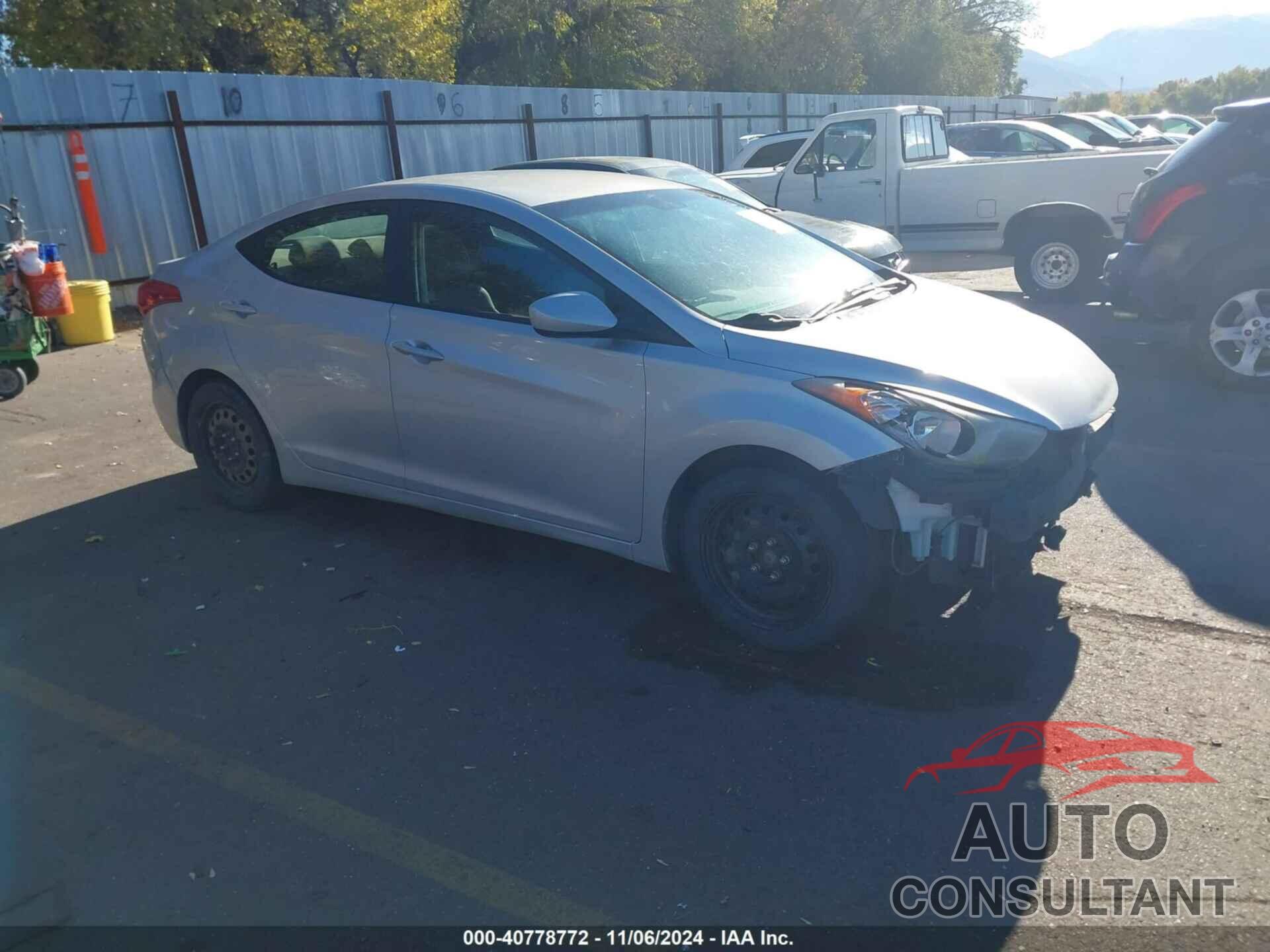 HYUNDAI ELANTRA 2012 - KMHDH4AE2CU217733