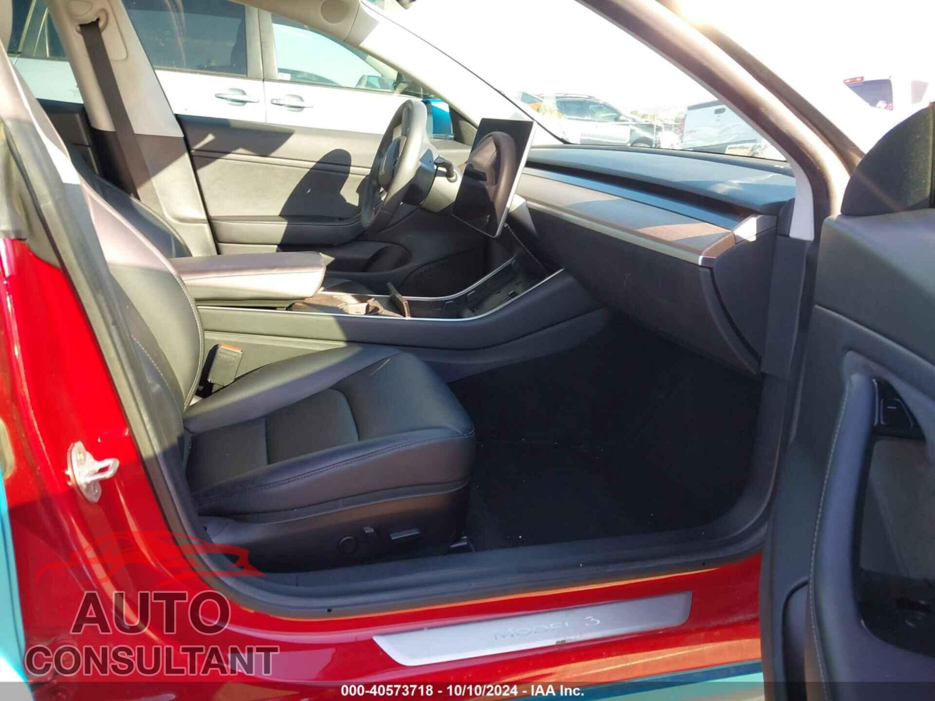 TESLA MODEL 3 2020 - 5YJ3E1EC2LF641101