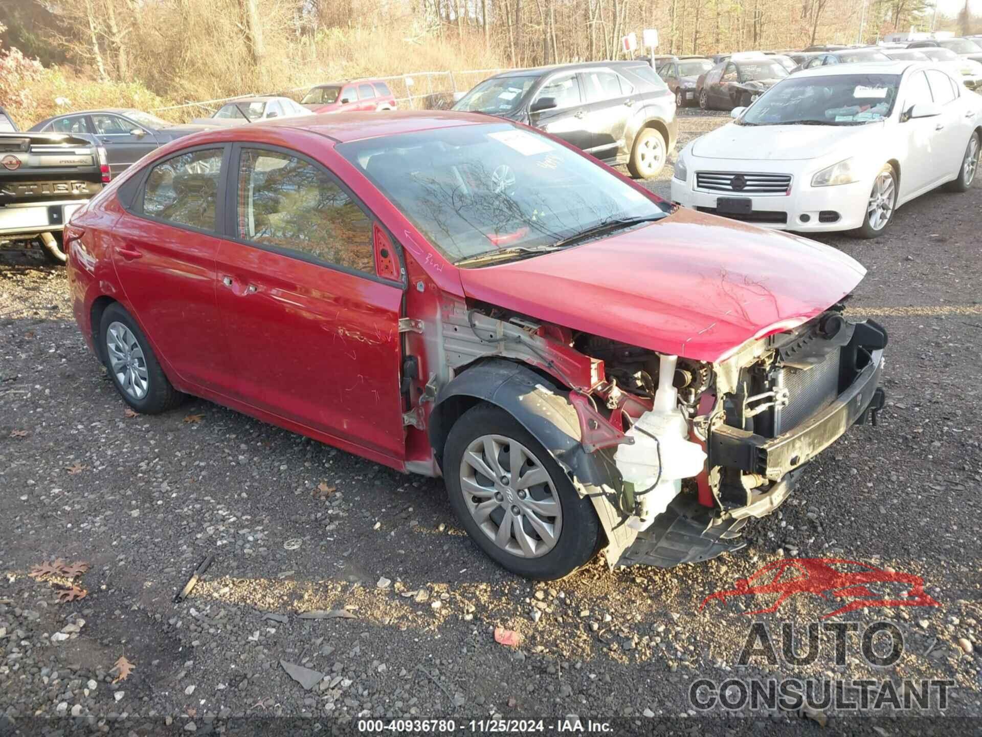 HYUNDAI ACCENT 2018 - 3KPC24A38JE032615