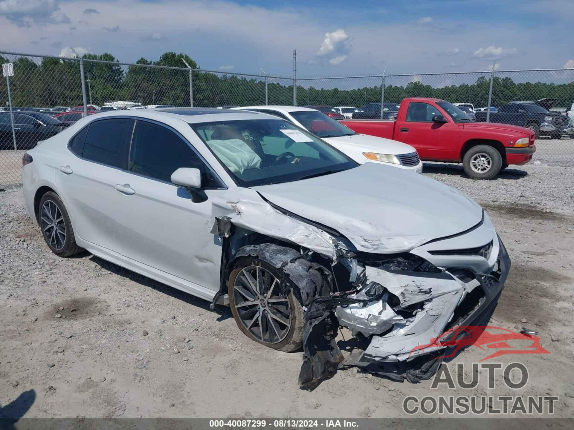 TOYOTA CAMRY 2023 - 4T1T11AK7PU094053