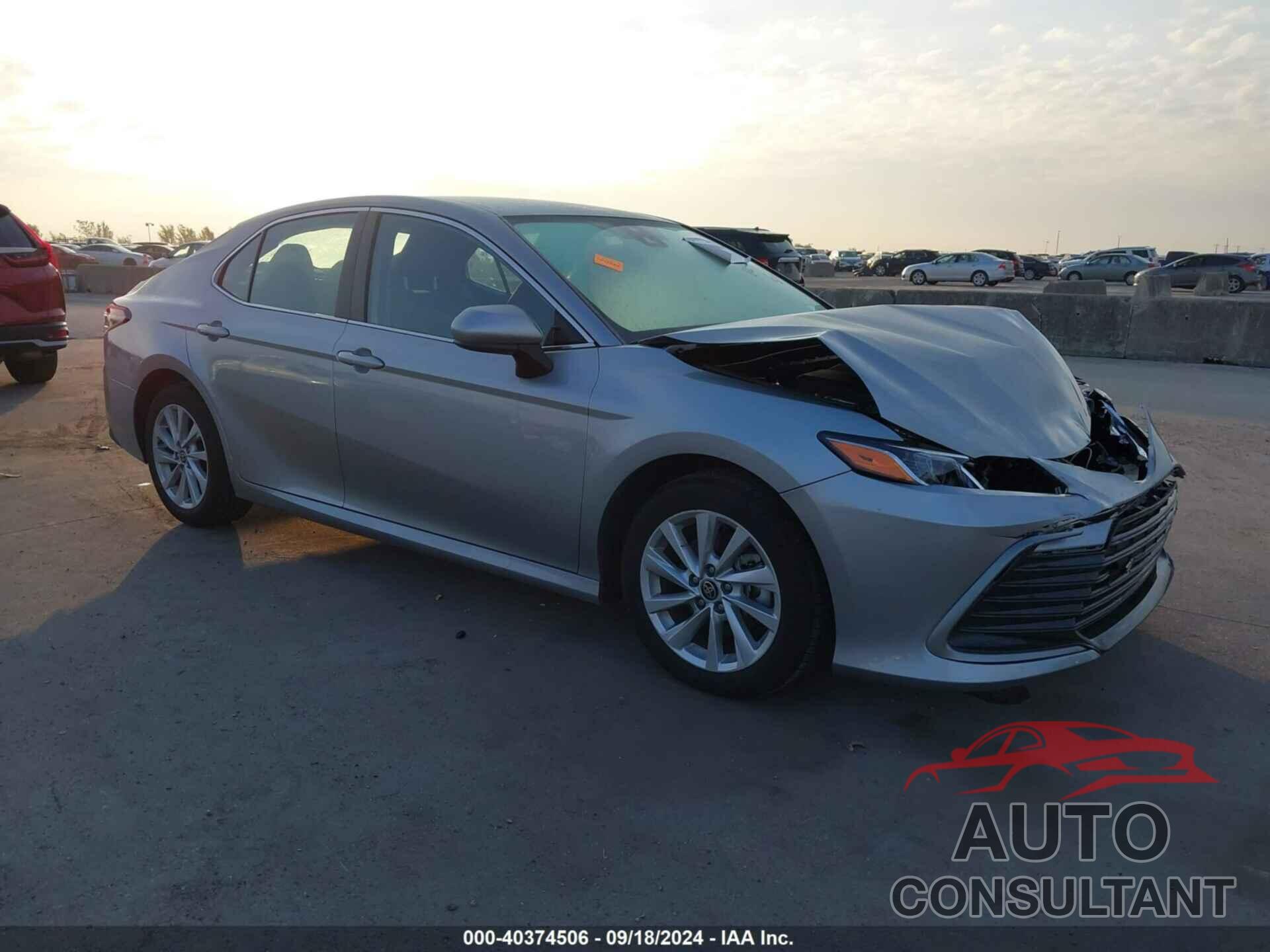 TOYOTA CAMRY 2024 - 4T1C11AK8RU220200
