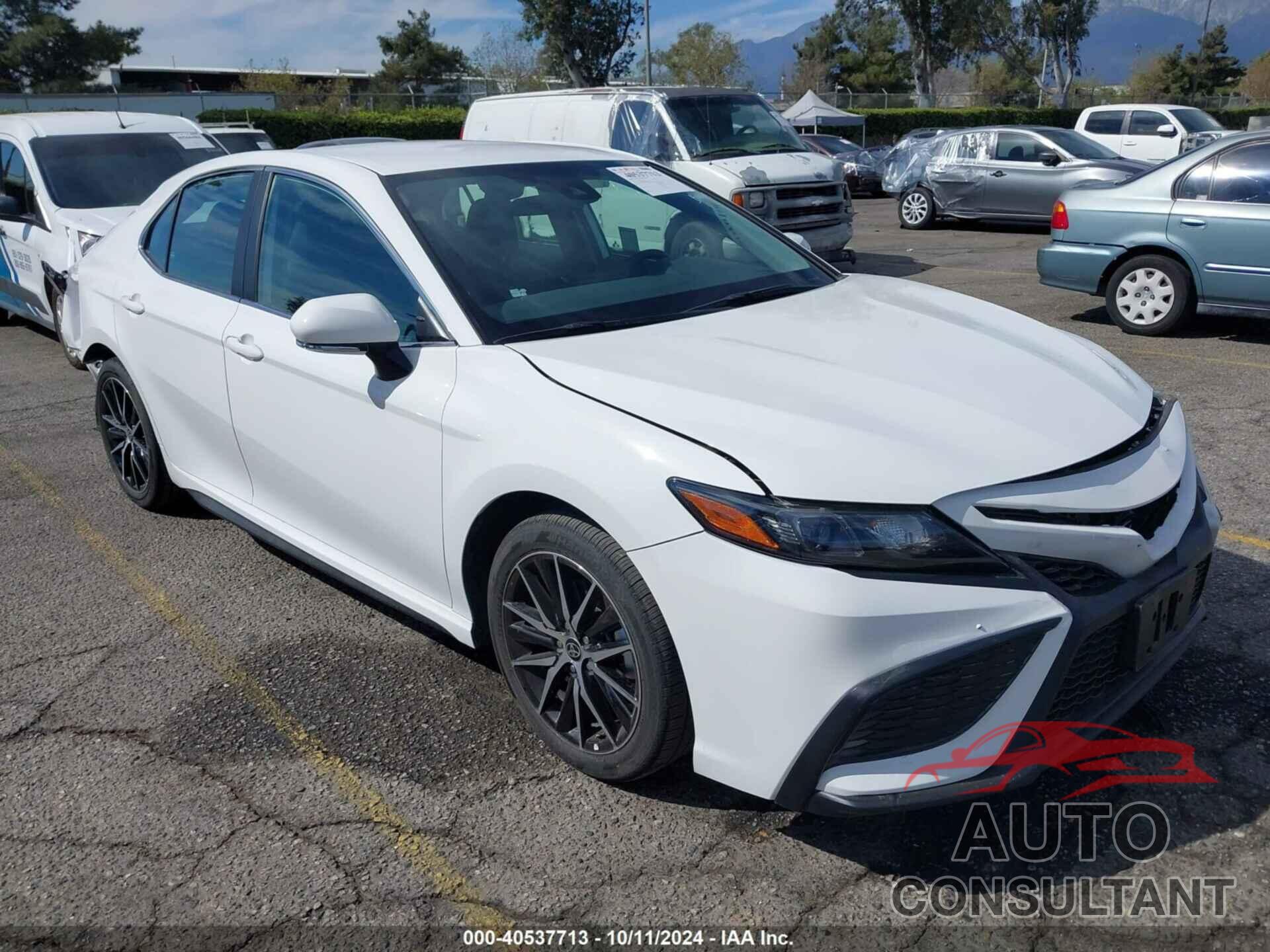 TOYOTA CAMRY 2024 - 4T1G11AK2RU882260