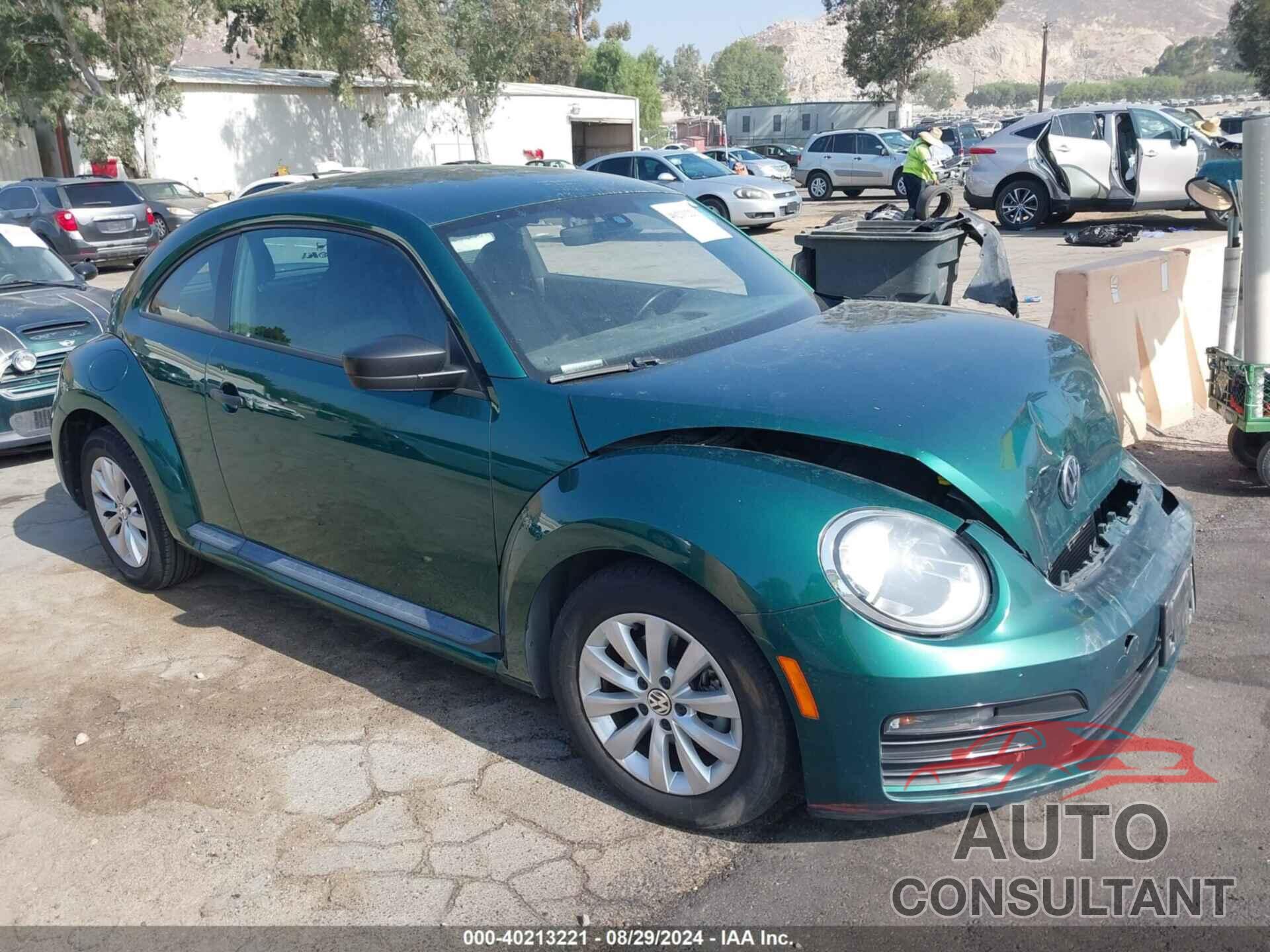 VOLKSWAGEN BEETLE 2017 - 3VWF17AT7HM630645