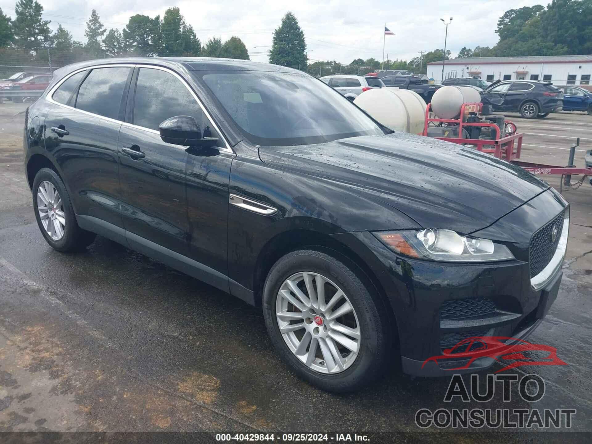 JAGUAR F-PACE 2020 - SADCK2GX5LA637765