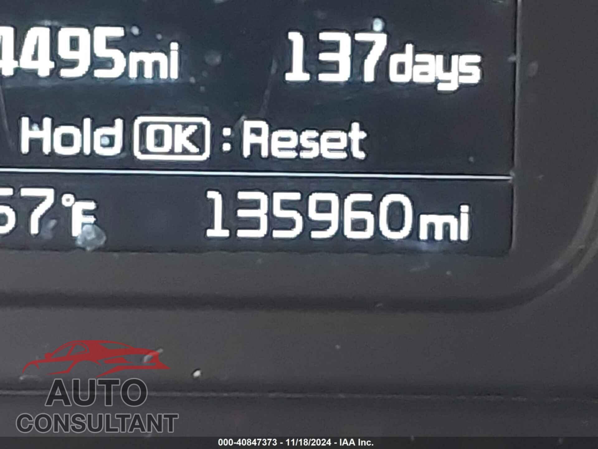 KIA SORENTO 2017 - 5XYPGDA59HG192004