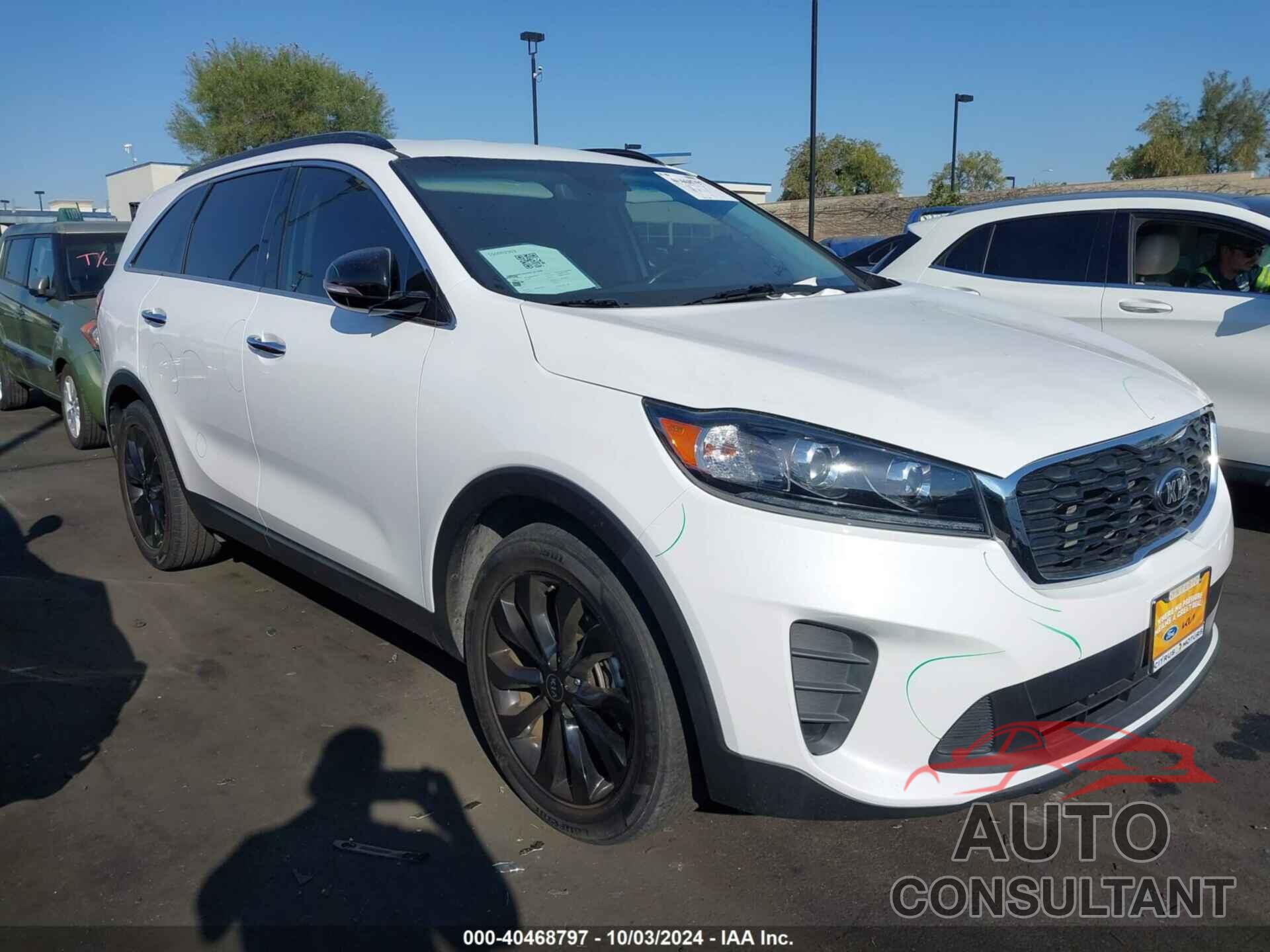 KIA SORENTO 2019 - 5XYPG4A56KG596370