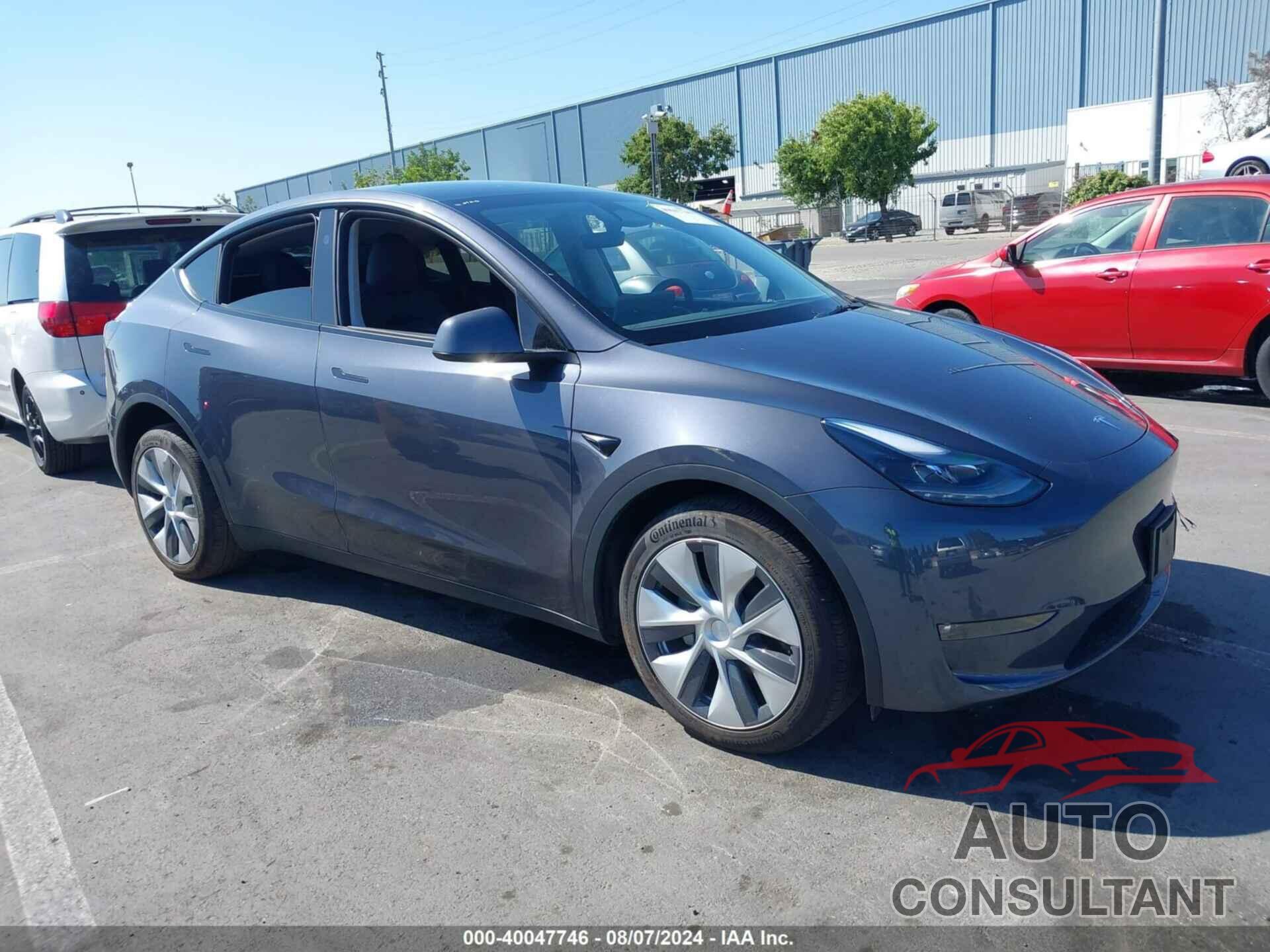 TESLA MODEL Y 2023 - 7SAYGDEE3PF964181