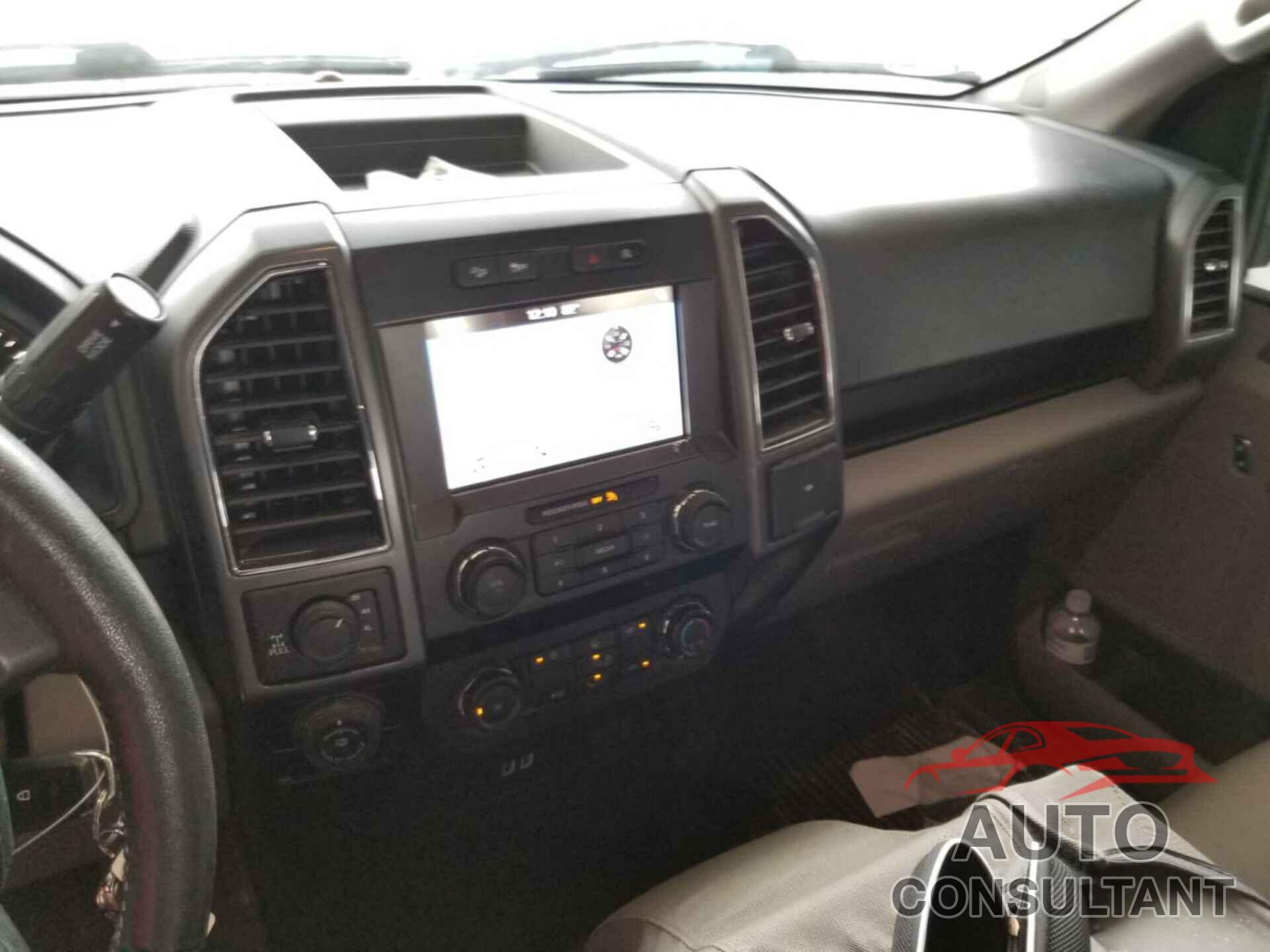 FORD F-150 2019 - 1FTEW1E5XKKC48777