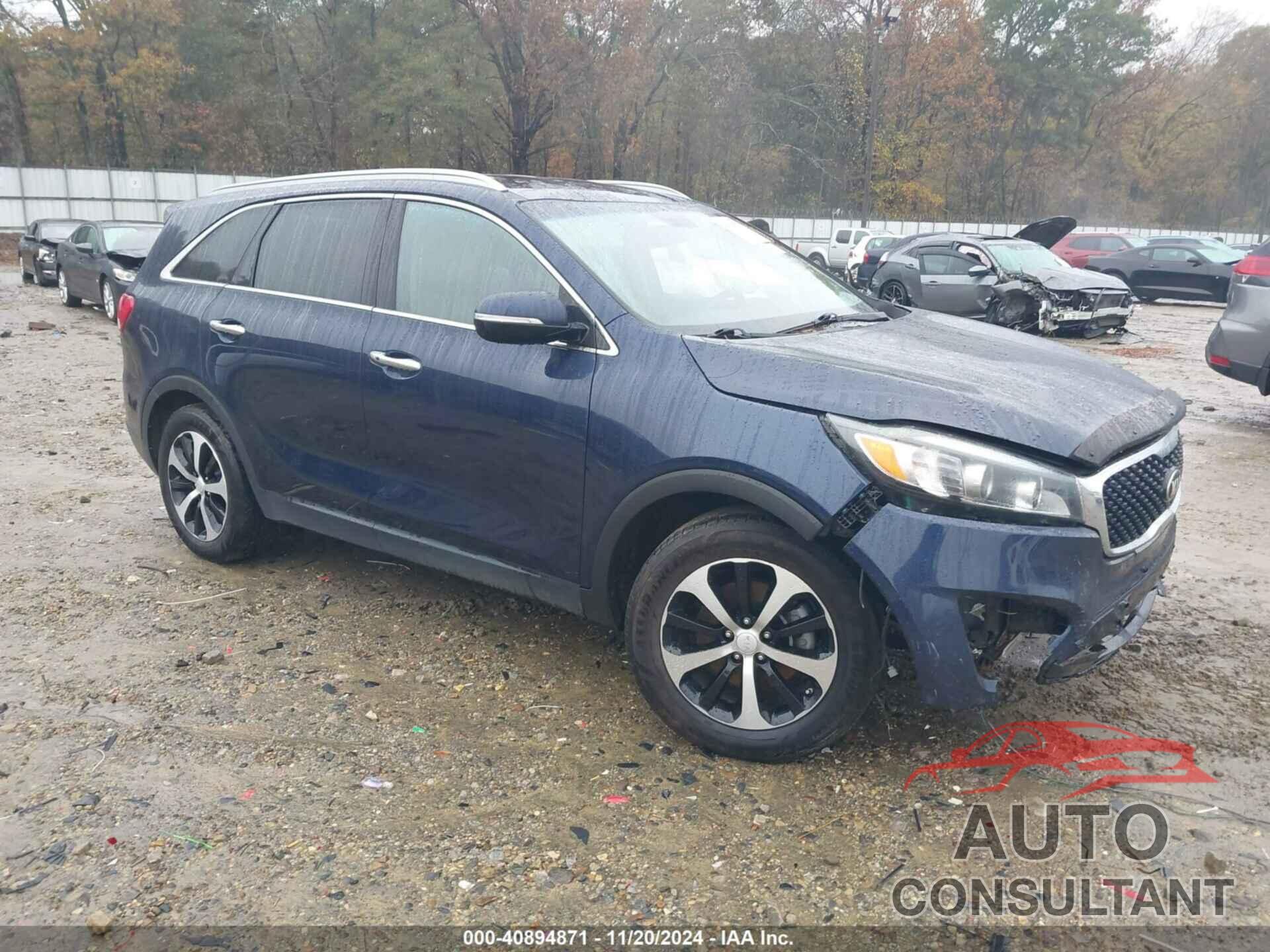 KIA SORENTO 2017 - 5XYPH4A51HG296449