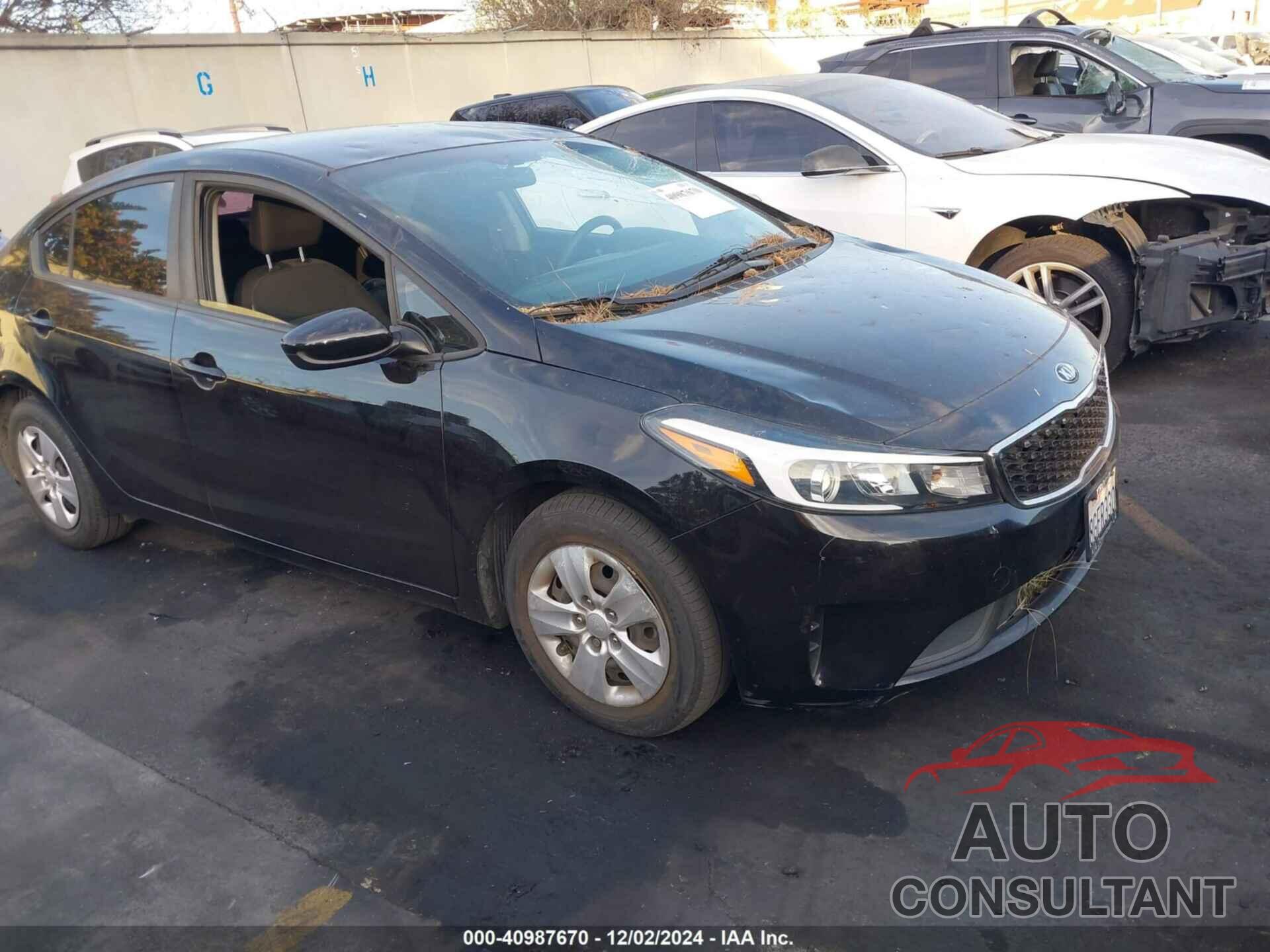 KIA FORTE 2018 - 3KPFK4A74JE249854