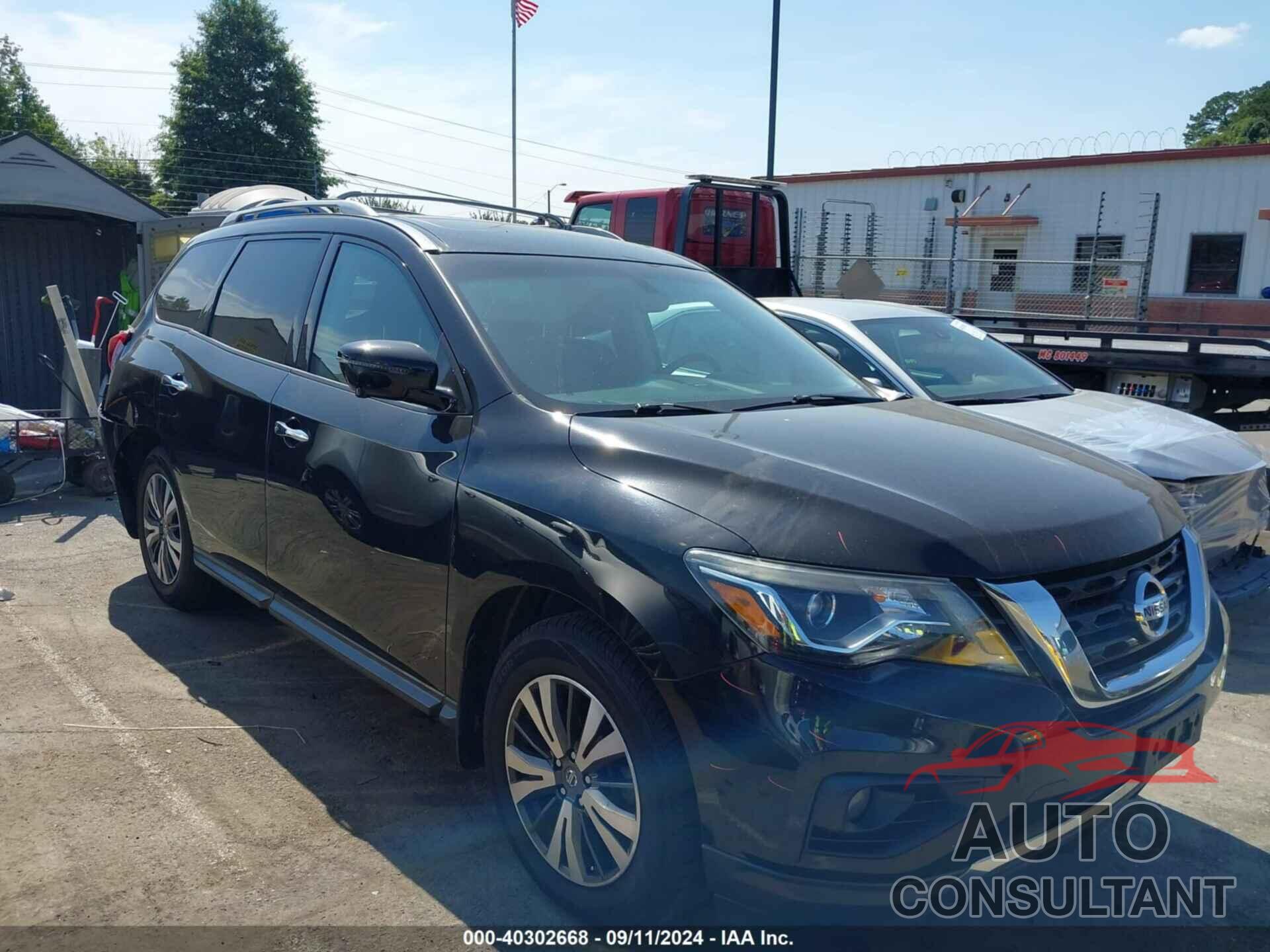 NISSAN PATHFINDER 2017 - 5N1DR2MN6HC659036