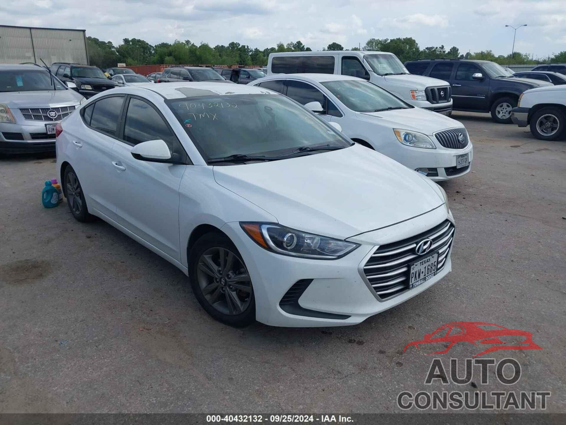 HYUNDAI ELANTRA 2018 - 5NPD84LF0JH266396