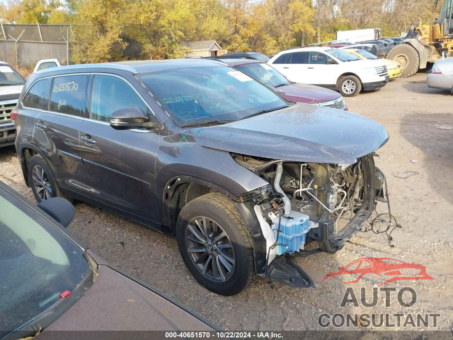 TOYOTA HIGHLANDER 2019 - 5TDJZRFH4KS931421
