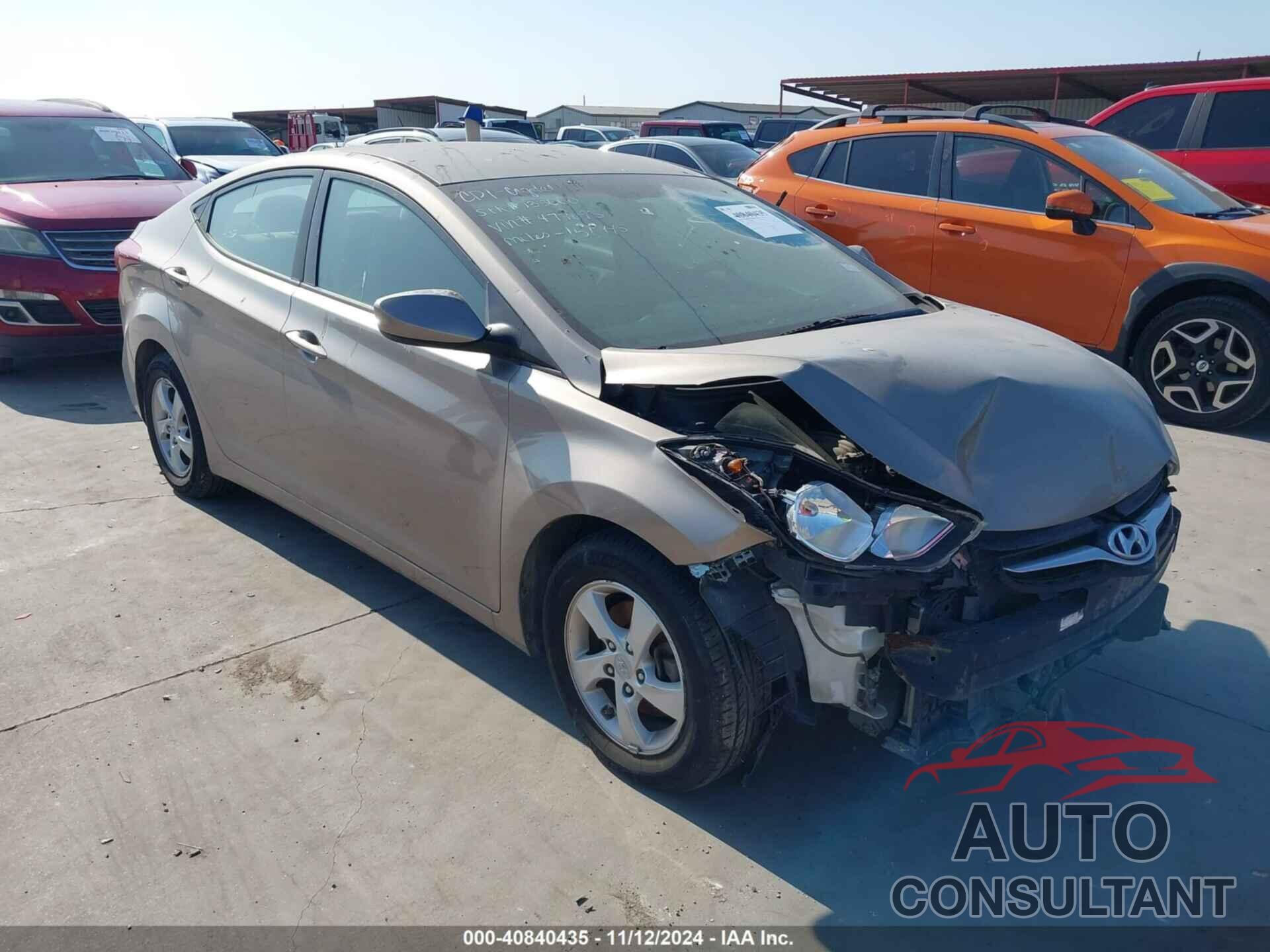 HYUNDAI ELANTRA 2014 - 5NPDH4AE7EH477093