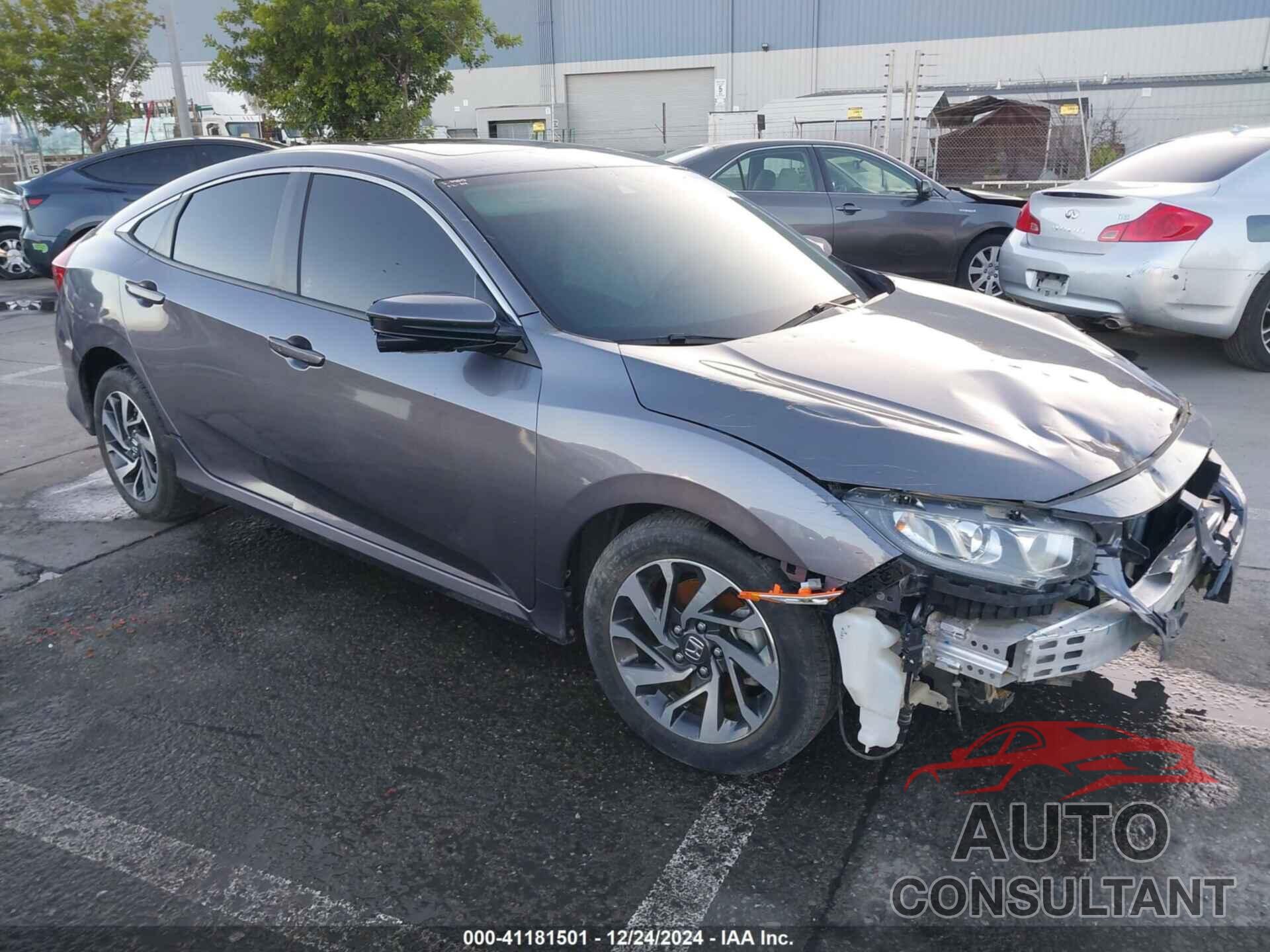 HONDA CIVIC 2018 - 19XFC2F84JE200902