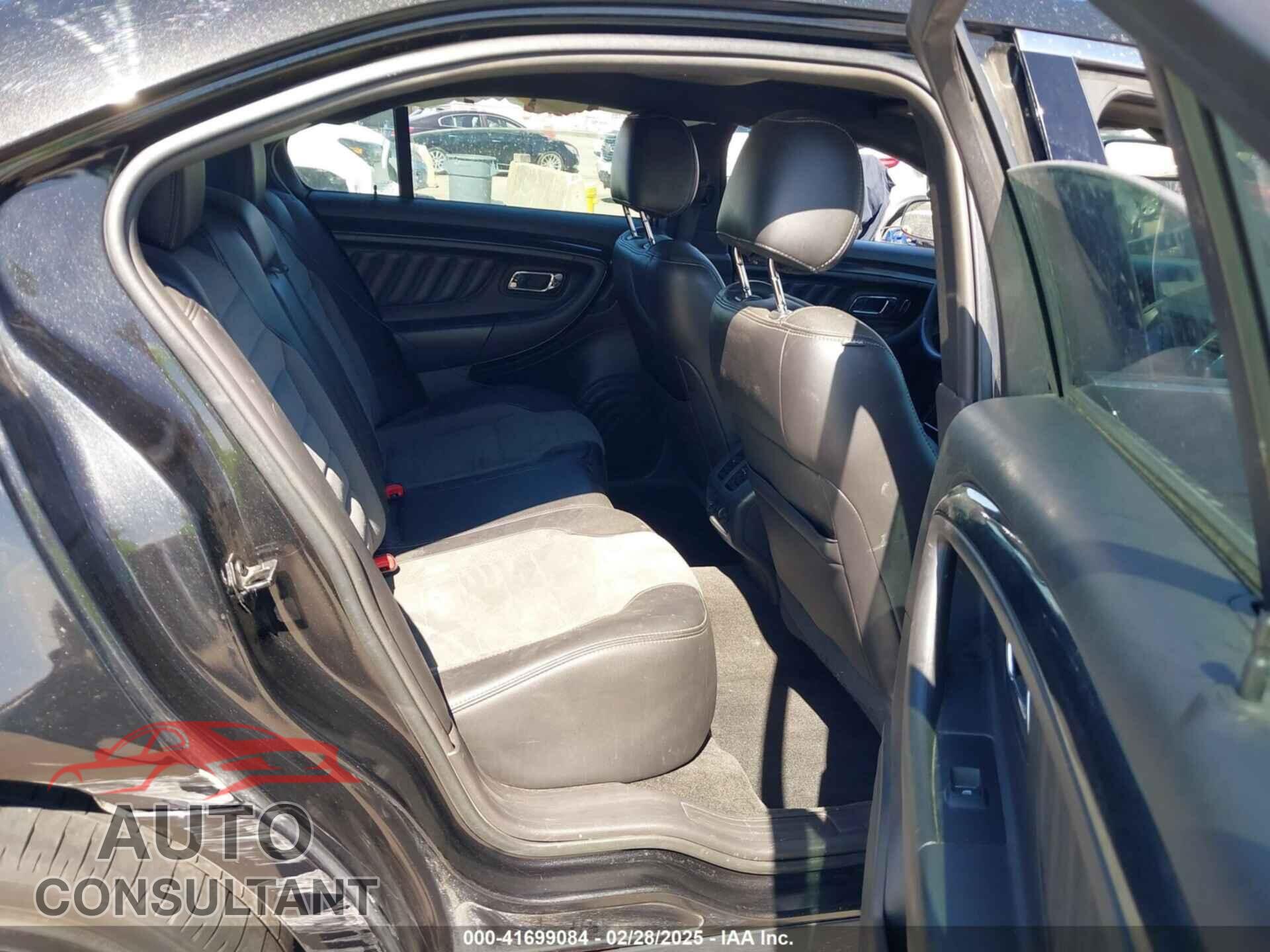FORD TAURUS 2015 - 1FAHP2KT7FG179922