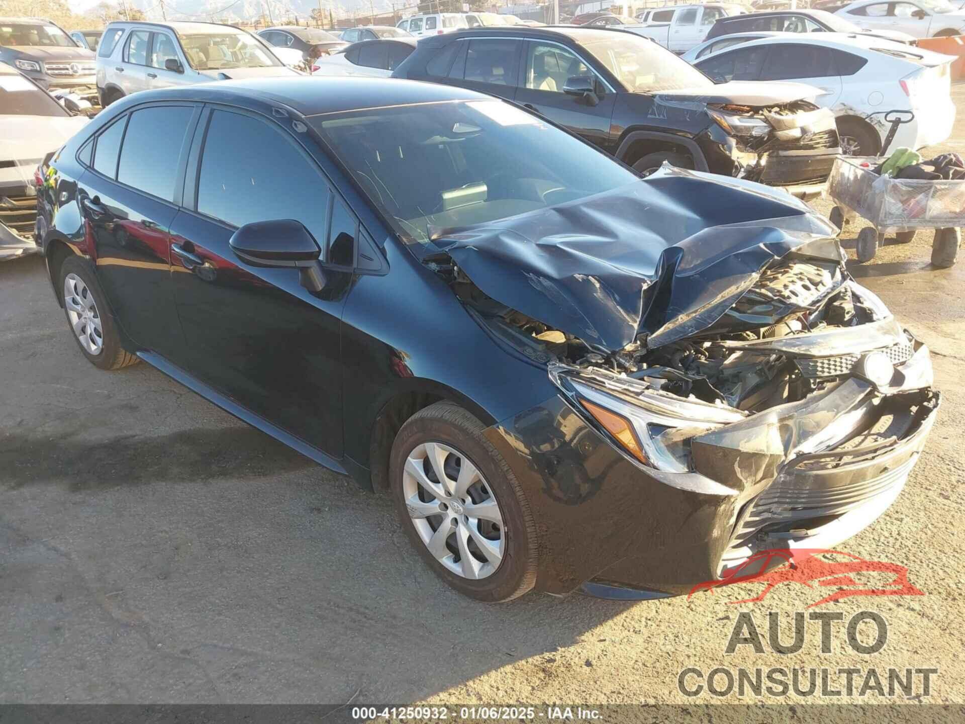 TOYOTA COROLLA 2024 - JTDBCMFE2RJ020199