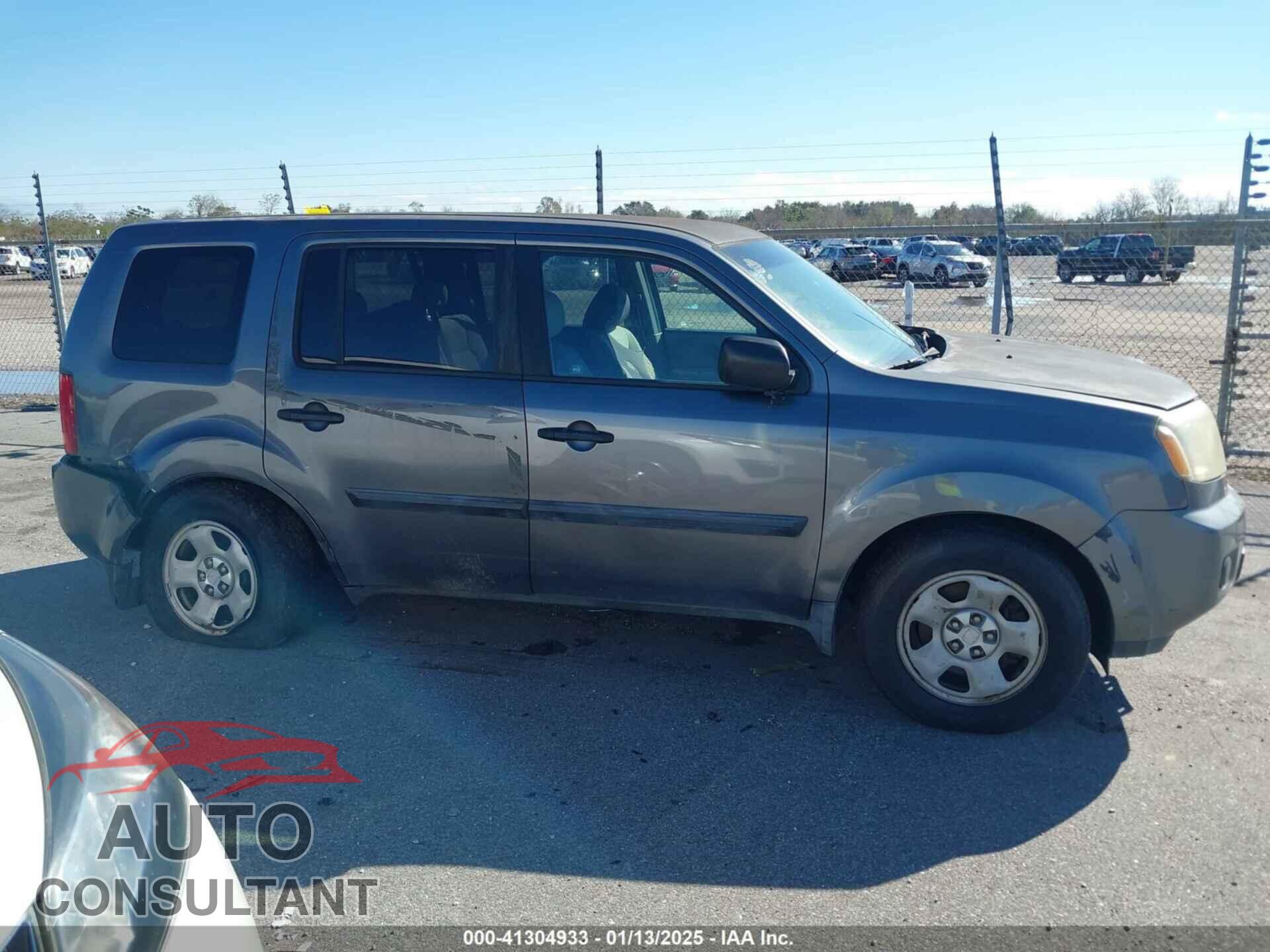 HONDA PILOT 2011 - 5FNYF3H24BB022435
