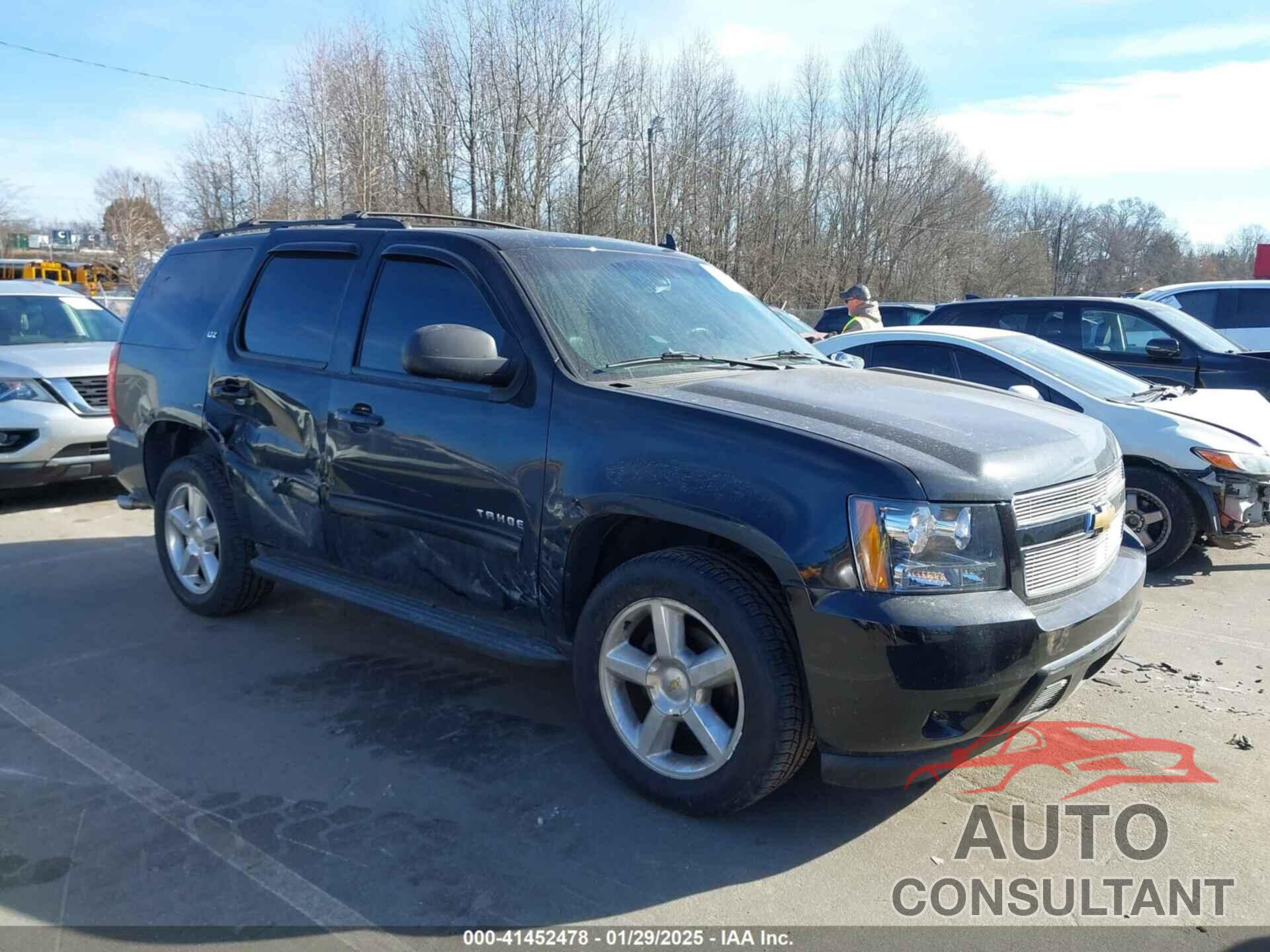 CHEVROLET TAHOE 2010 - 1GNUCBE0XAR100527