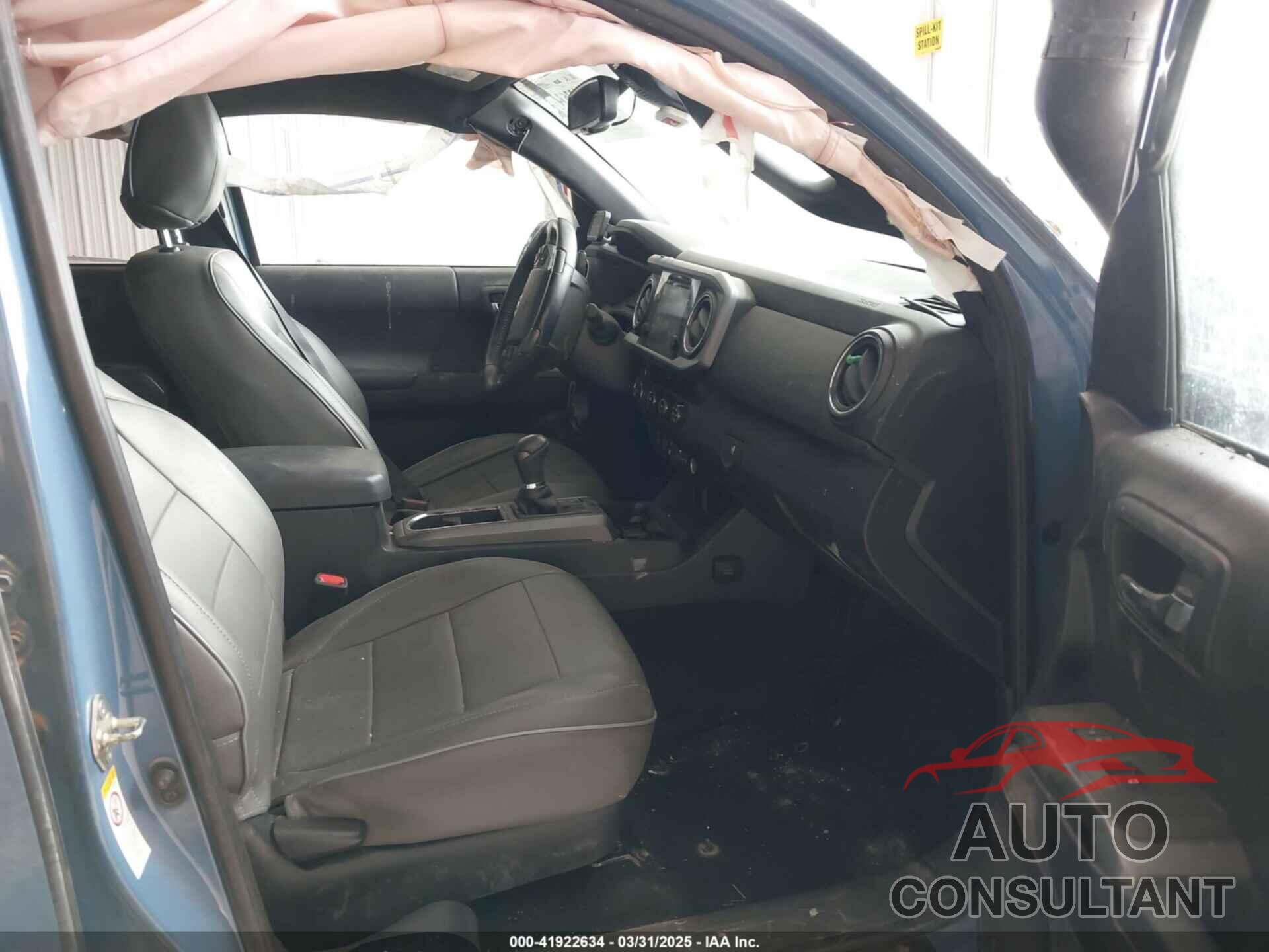 TOYOTA TACOMA 2019 - 3TMCZ5AN6KM194530