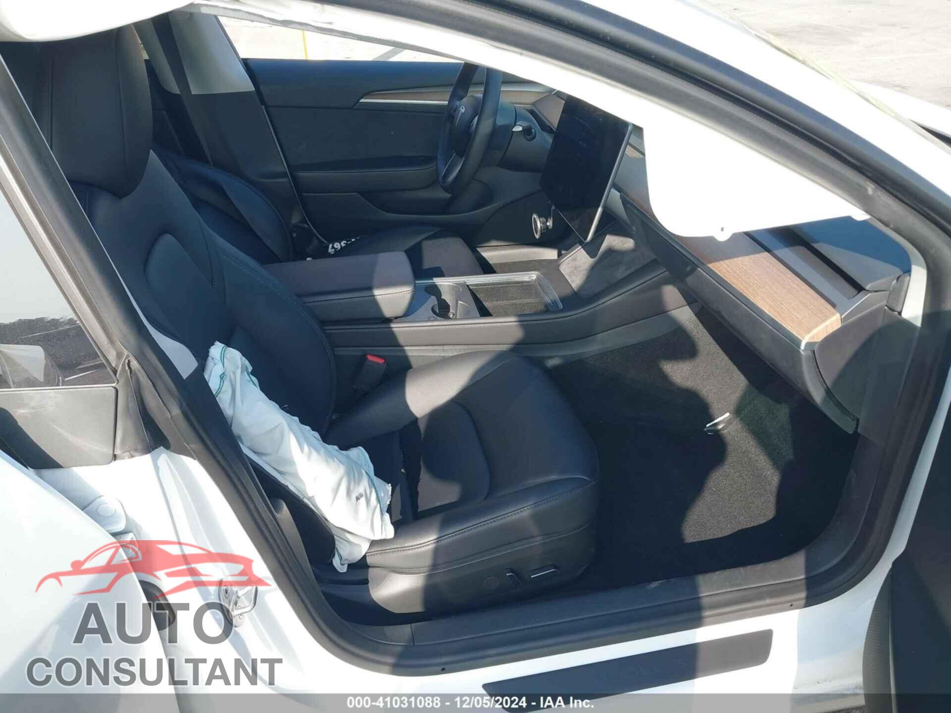 TESLA MODEL 3 2023 - 5YJ3E1EA3PF565747