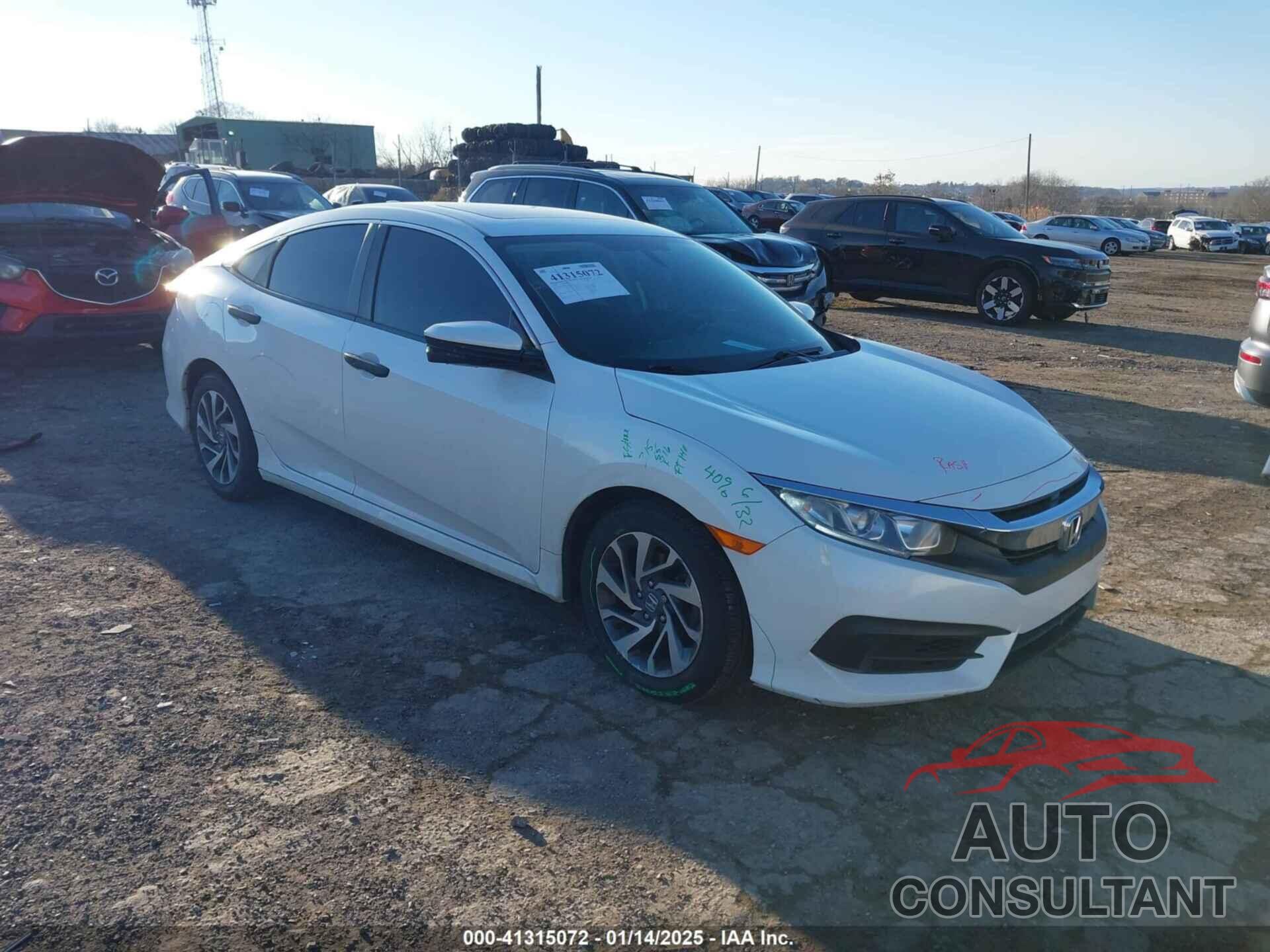 HONDA CIVIC 2018 - 2HGFC2F79JH510976