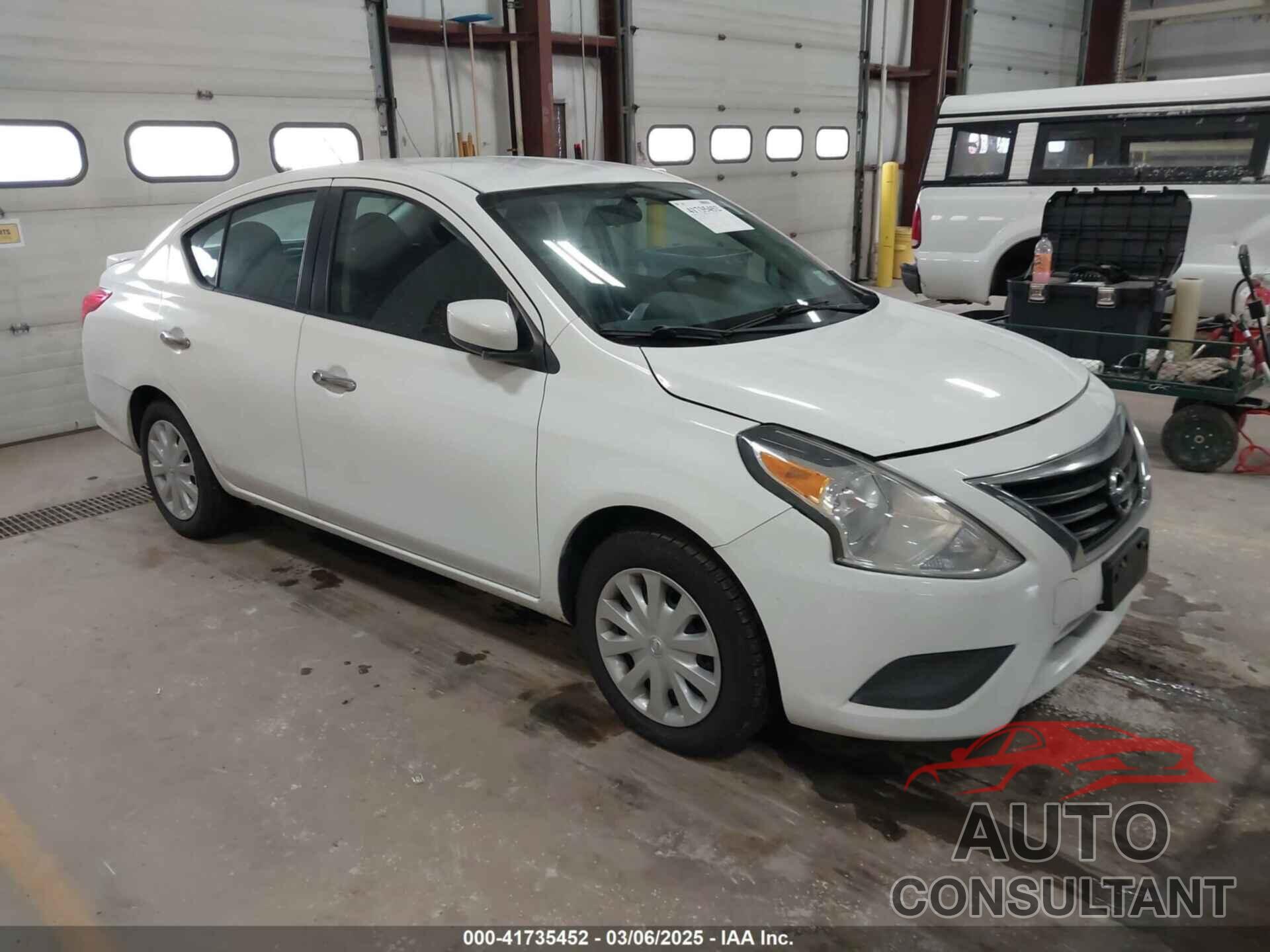 NISSAN VERSA 2019 - 3N1CN7AP2KL827865