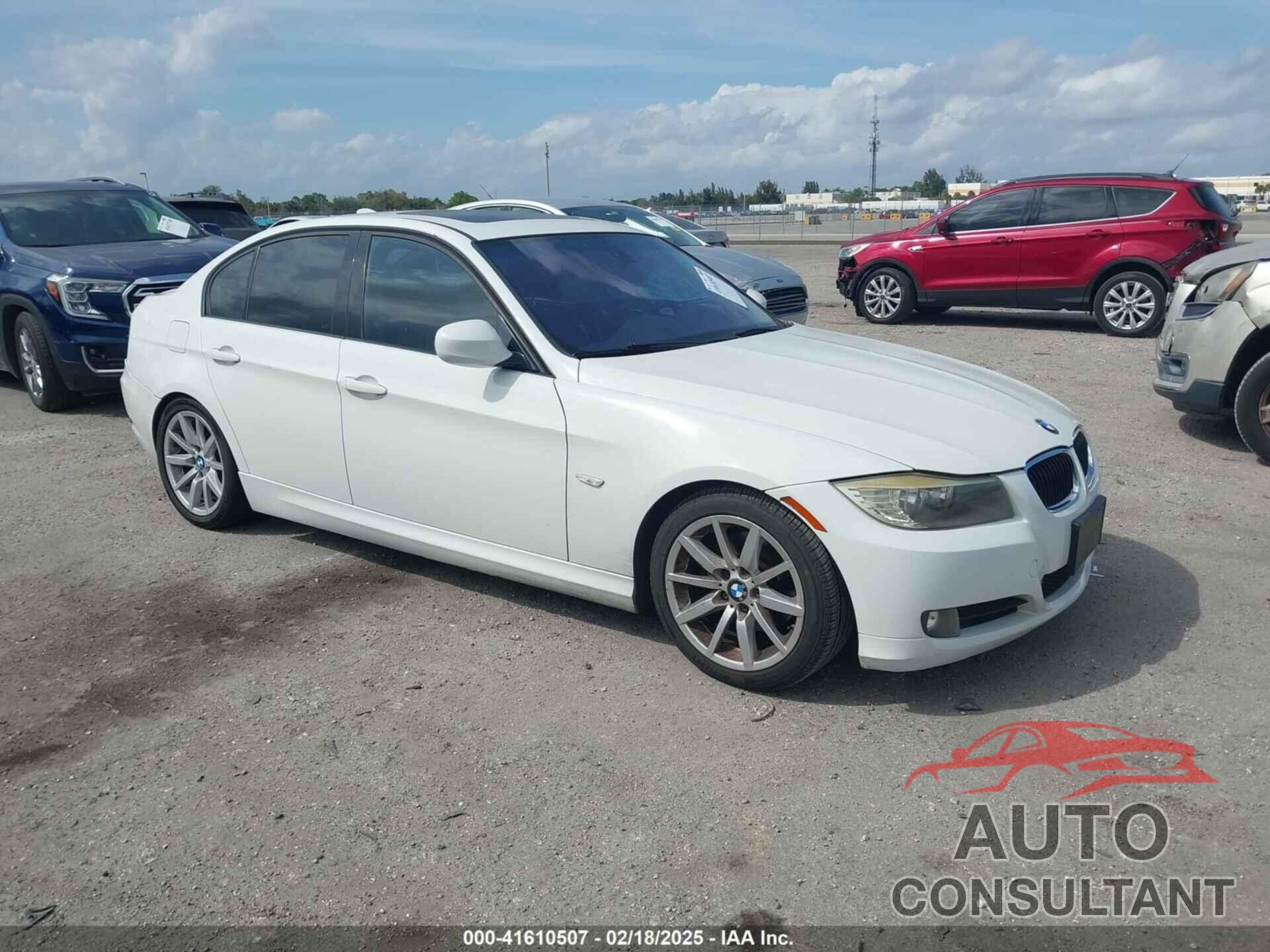 BMW 328I 2011 - WBAPH5G50BNM79321