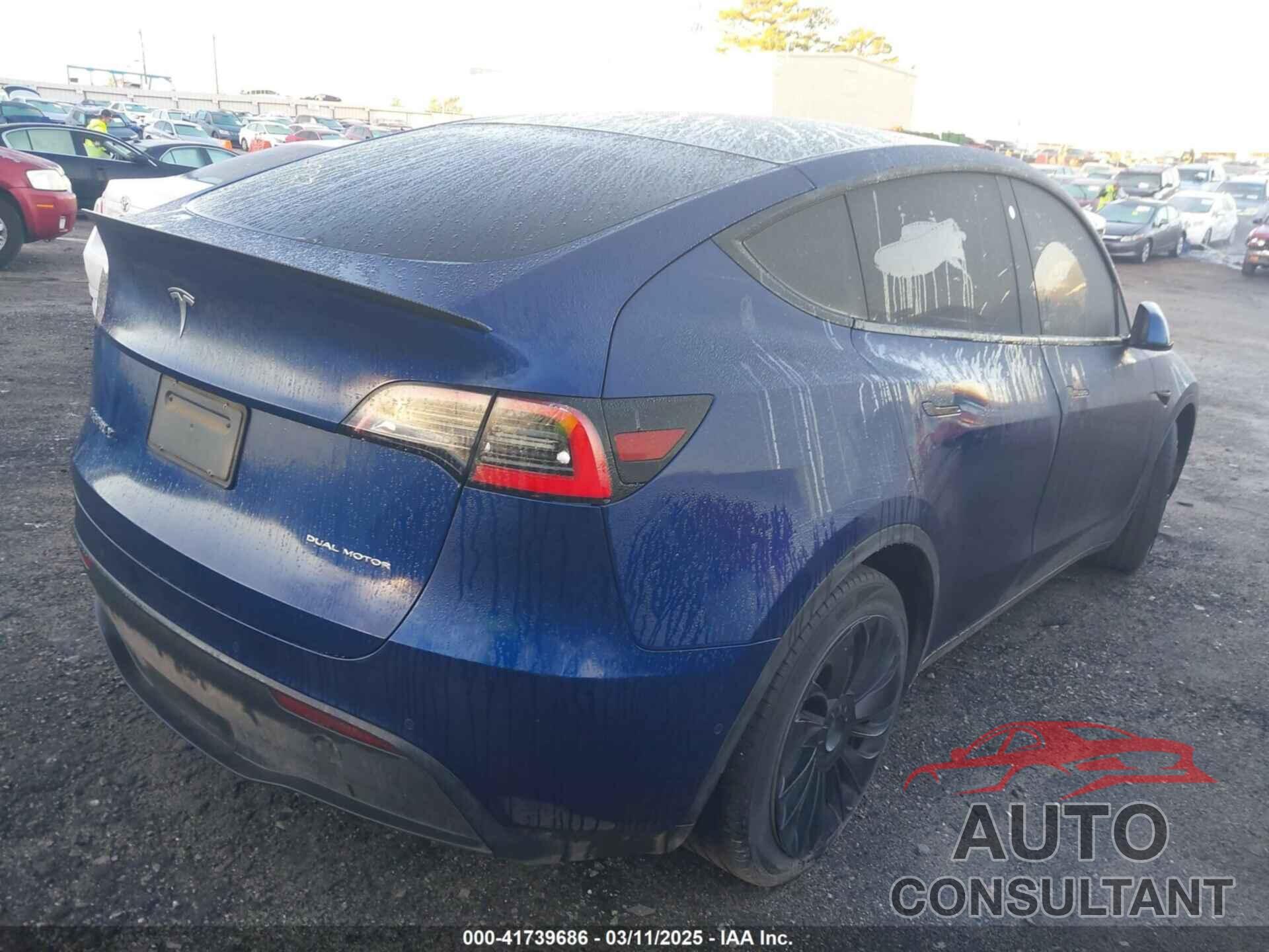 TESLA MODEL Y 2021 - 5YJYGDEE0MF066727