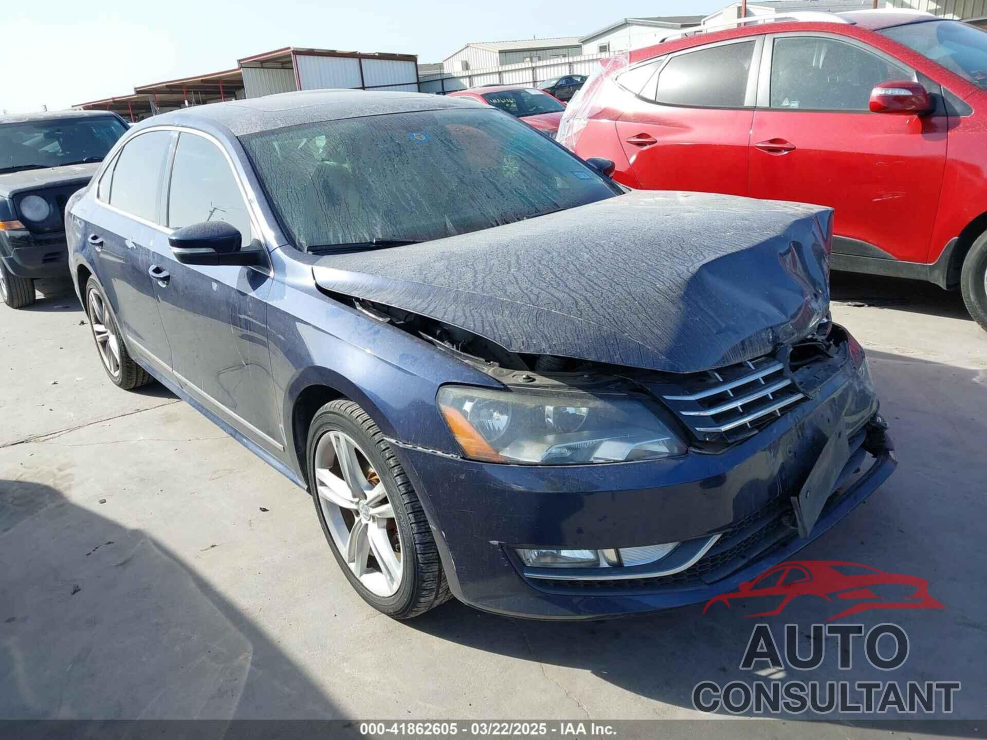 VOLKSWAGEN PASSAT 2013 - 1VWCN7A33DC125396