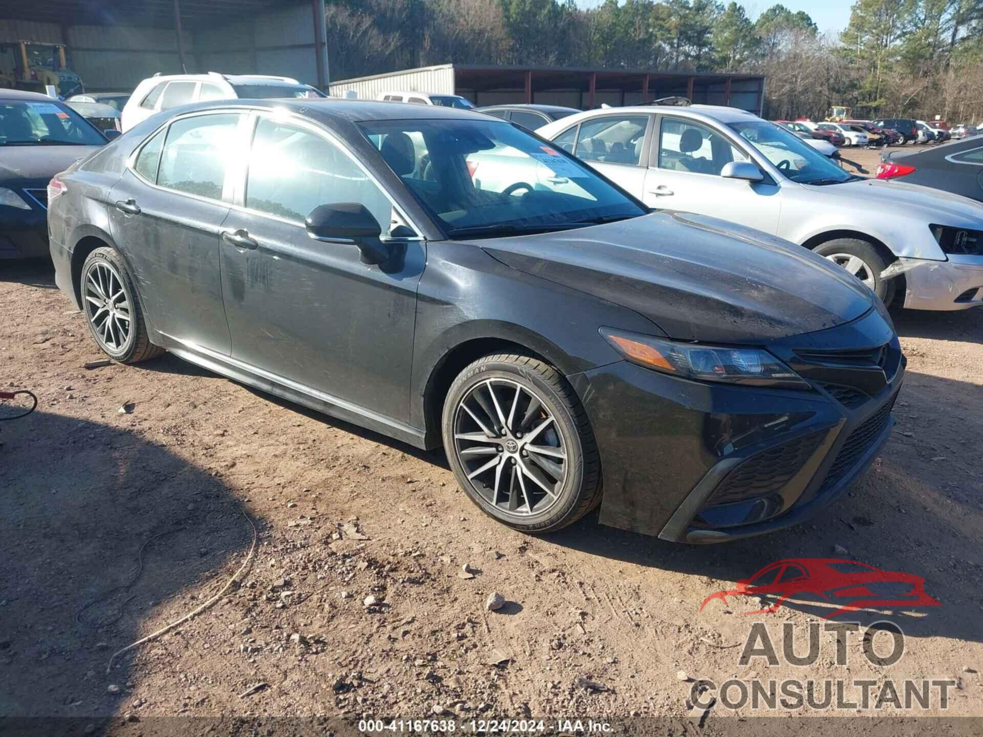TOYOTA CAMRY 2022 - 4T1G11AK7NU715094