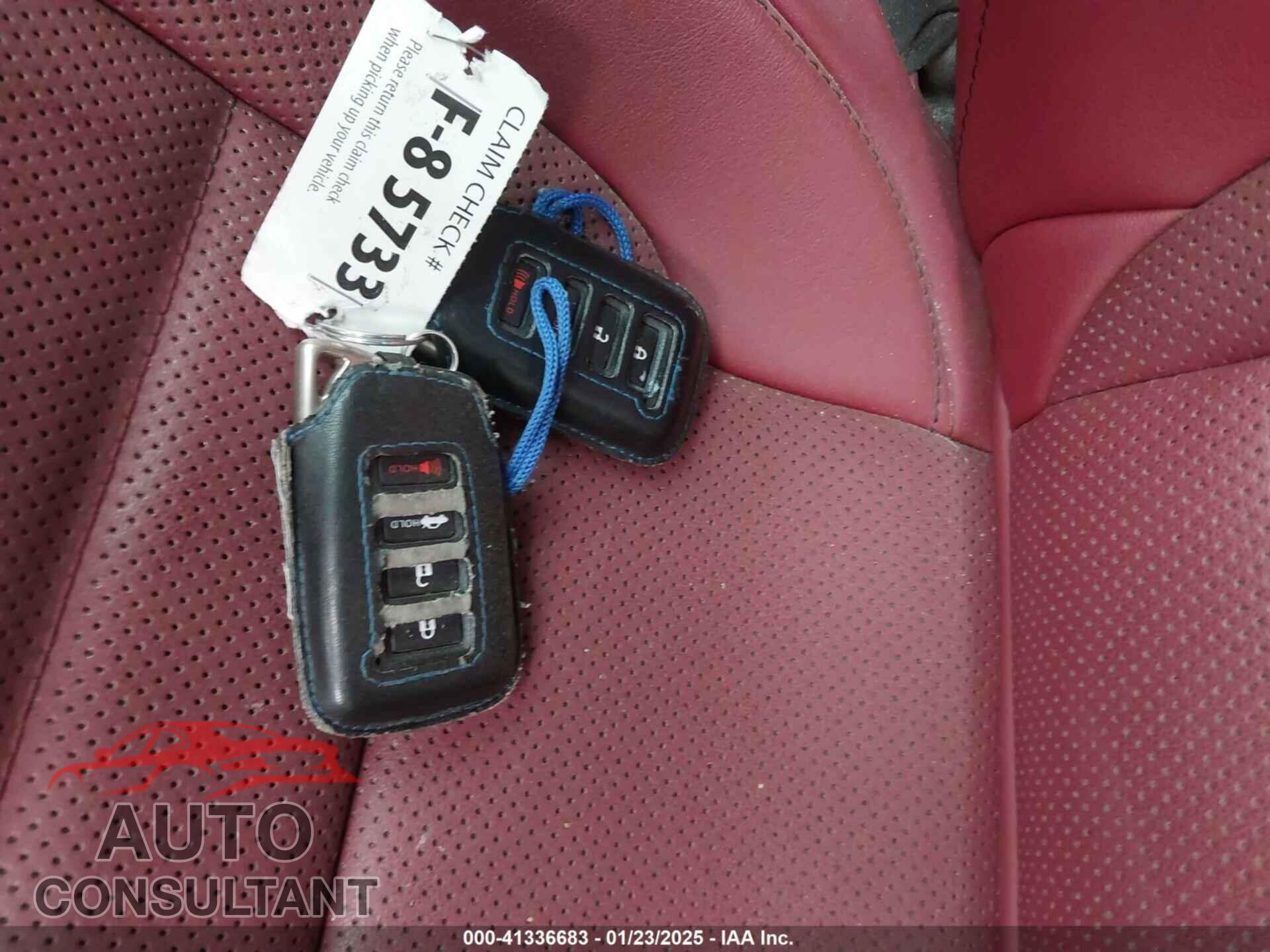 LEXUS IS 350 2015 - JTHCE1D26F5009201