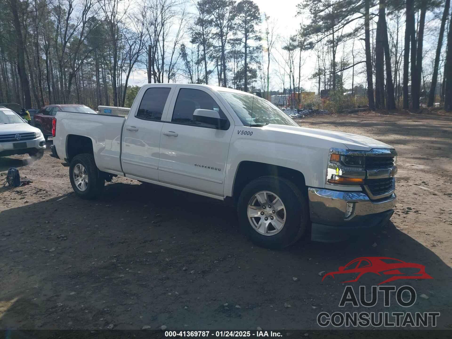 CHEVROLET SILVERADO 1500 2017 - 1GCRCREH4HZ295791