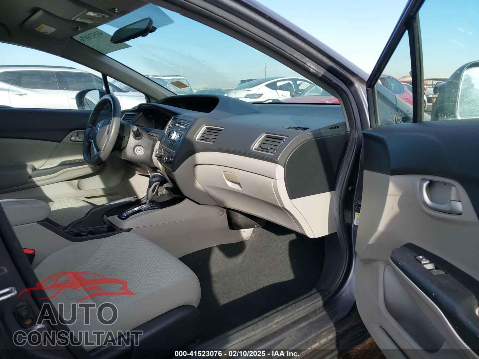 HONDA CIVIC 2015 - 2HGFB2F59FH543744