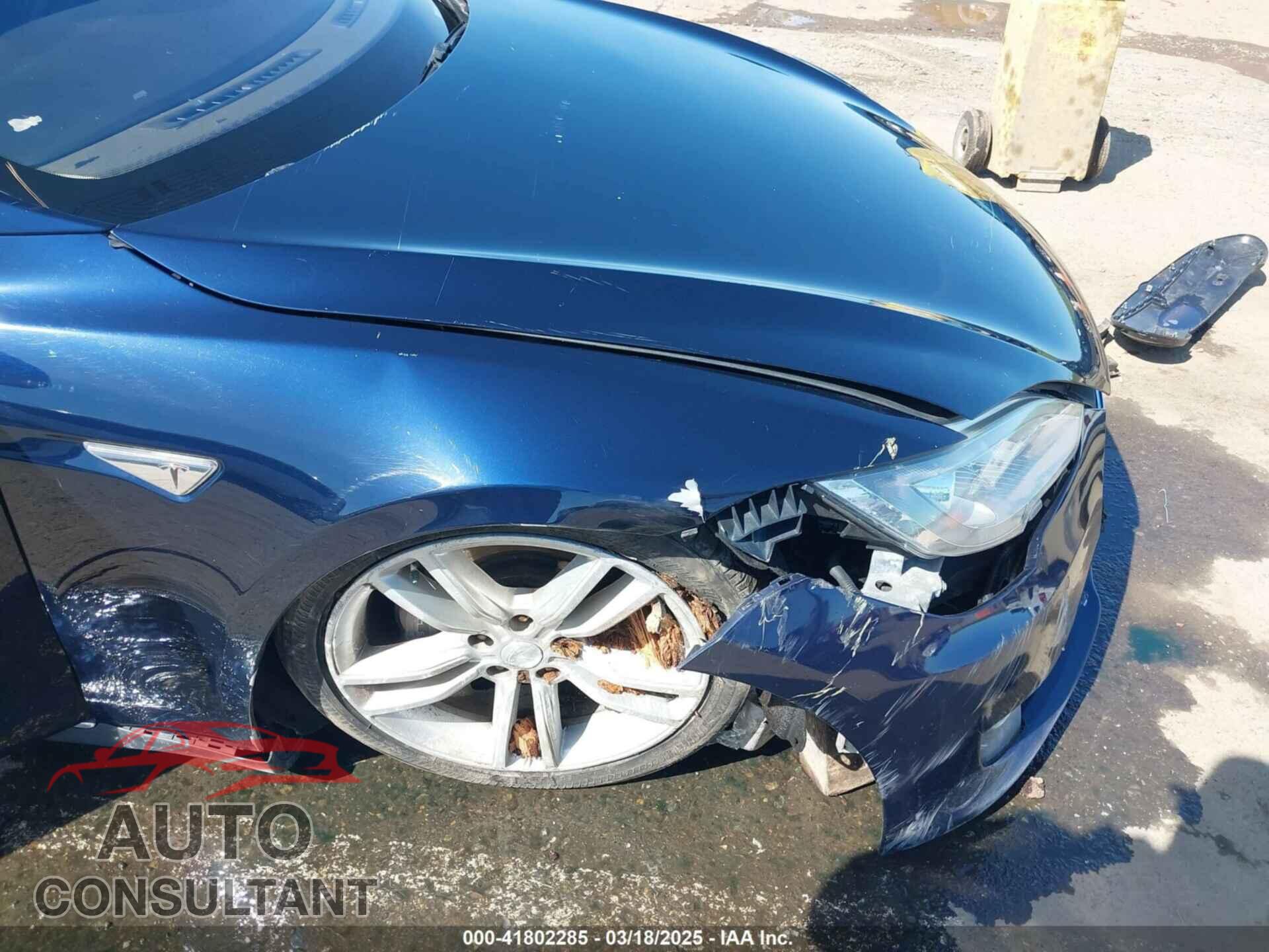 TESLA MODEL S 2014 - 5YJSA1H11EFP47897