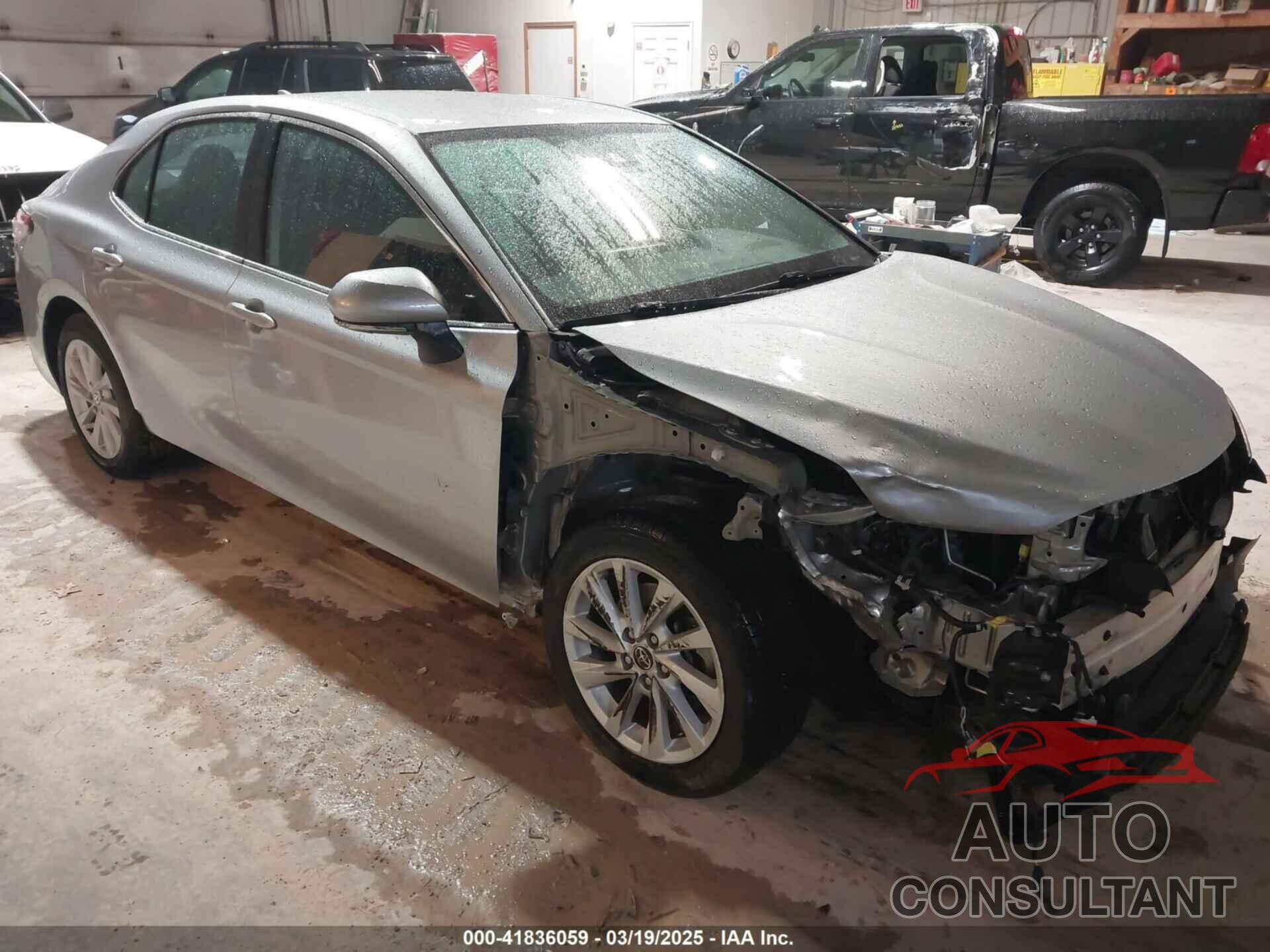TOYOTA CAMRY 2022 - 4T1R11AKXNU646345
