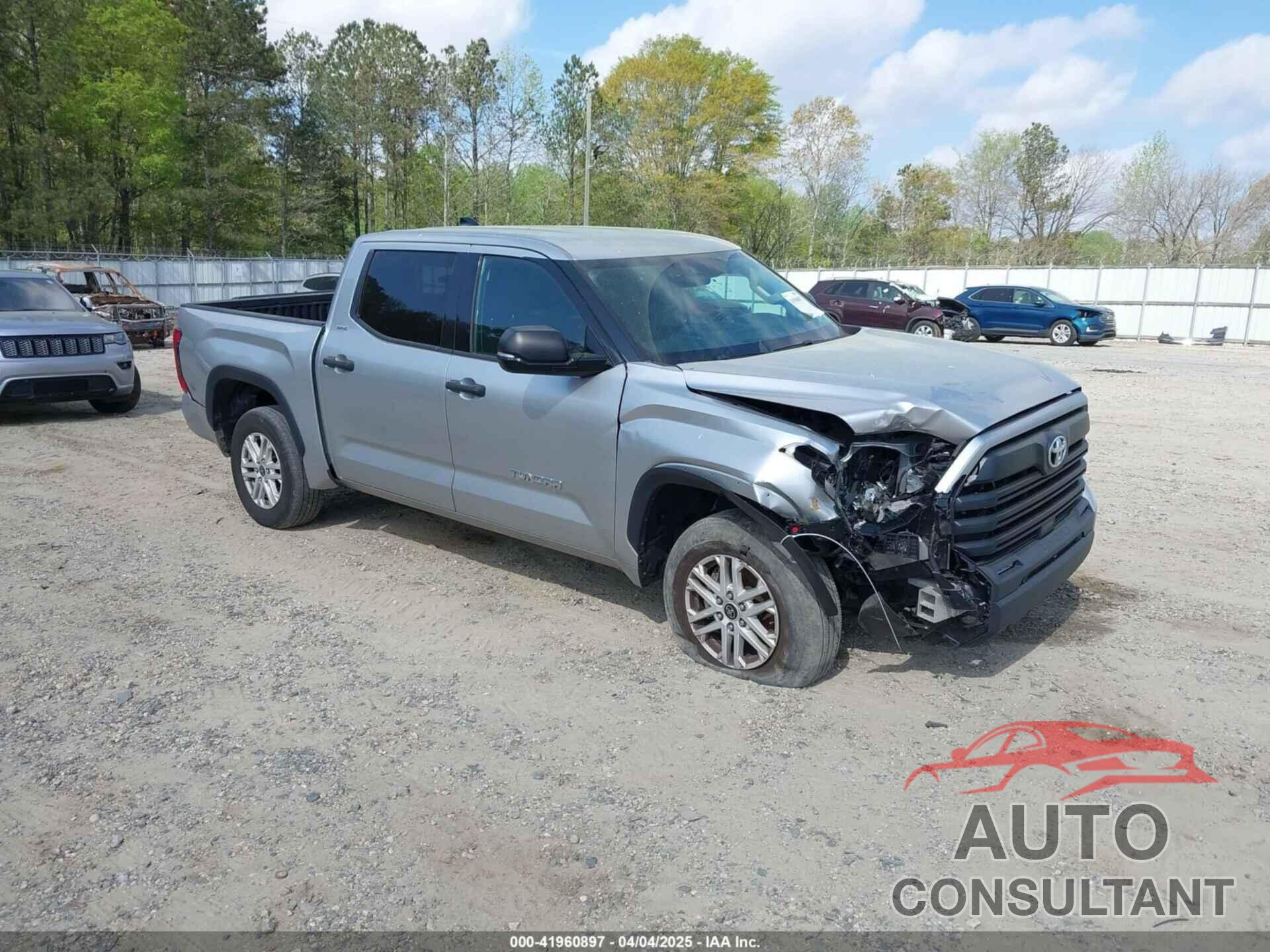 TOYOTA TUNDRA 2022 - 5TFLA5DB8NX025830